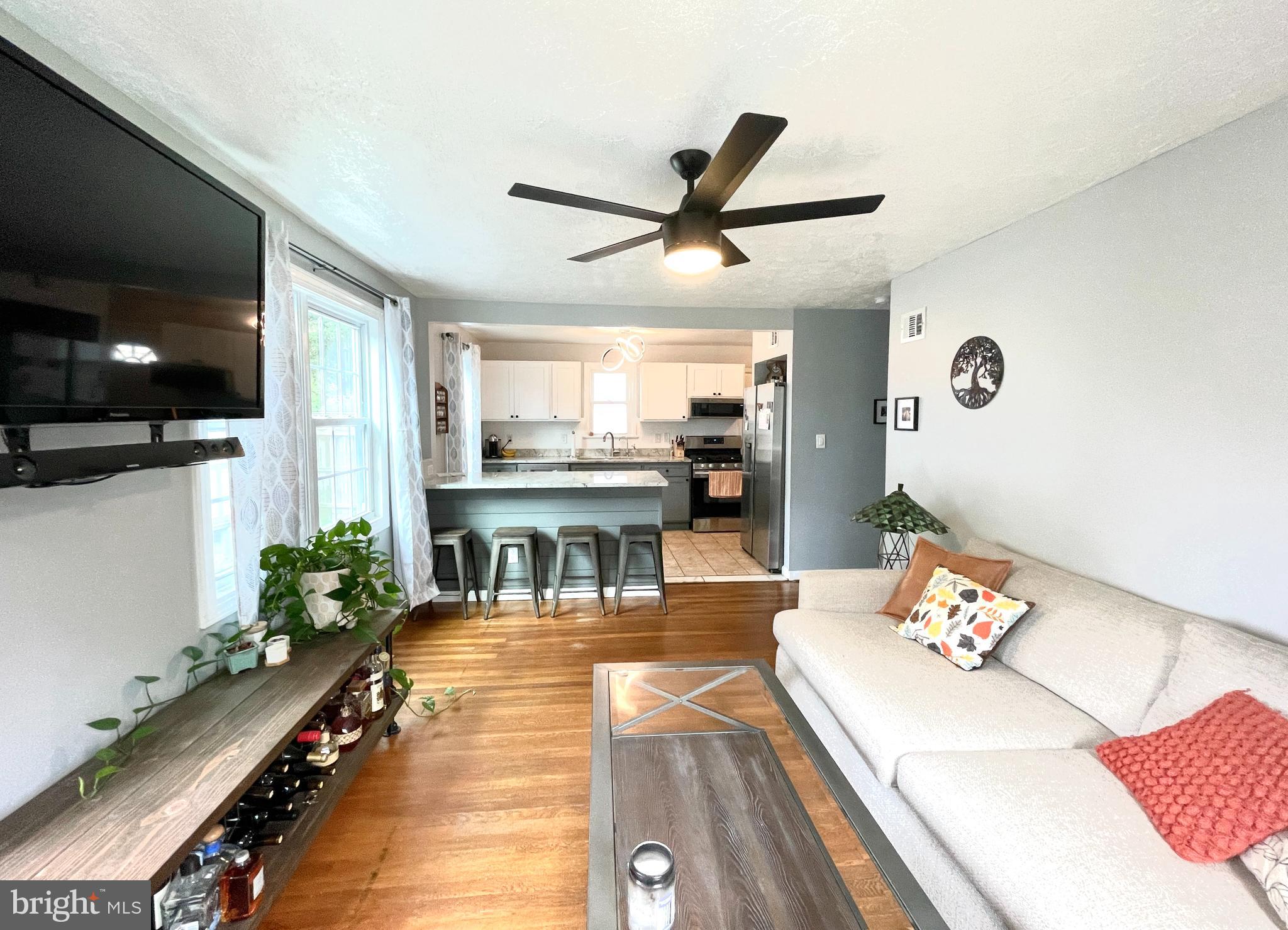 WEST LAWN - Residential Lease