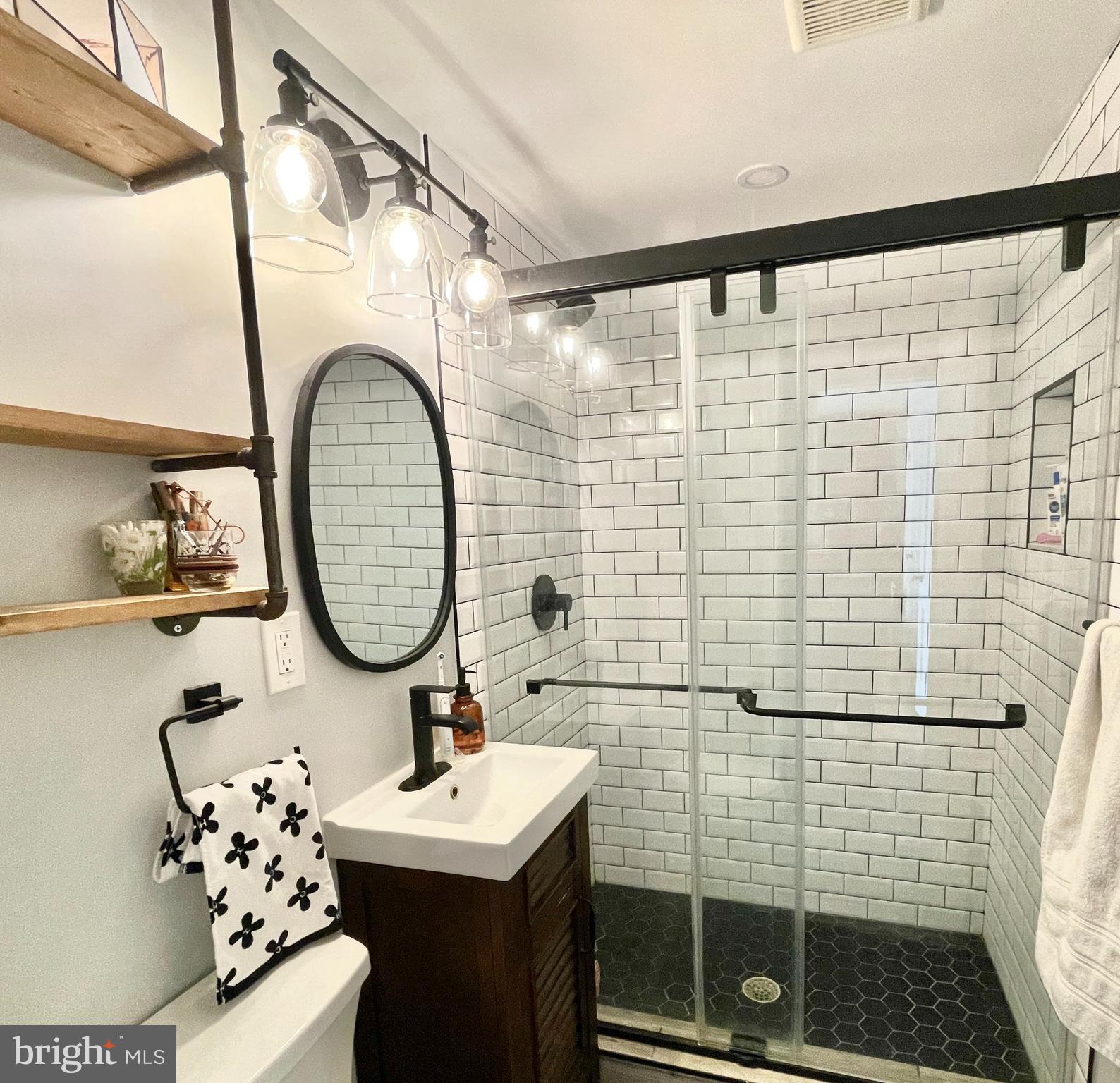 WEST LAWN - Residential Lease