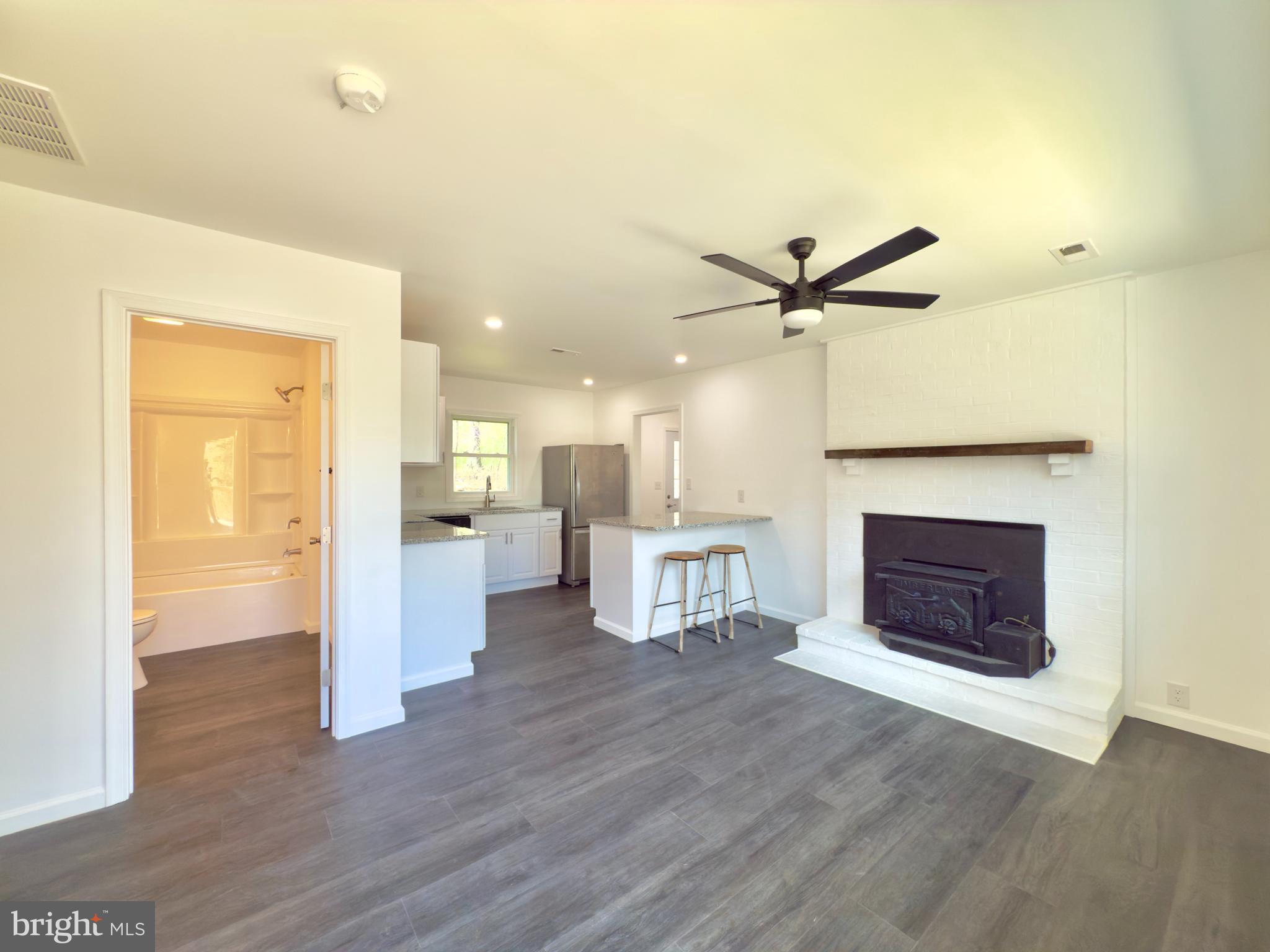 SHAWNEELAND - Residential