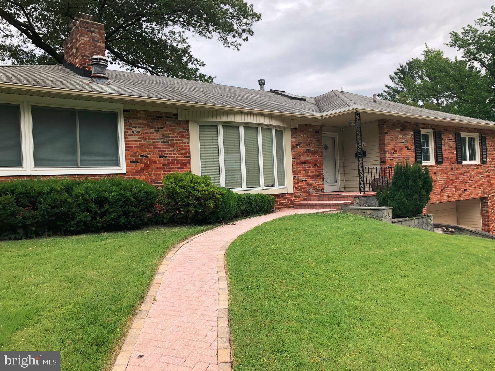 RIVERCREST - Residential Lease