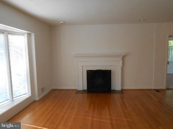 RIVERCREST - Residential Lease