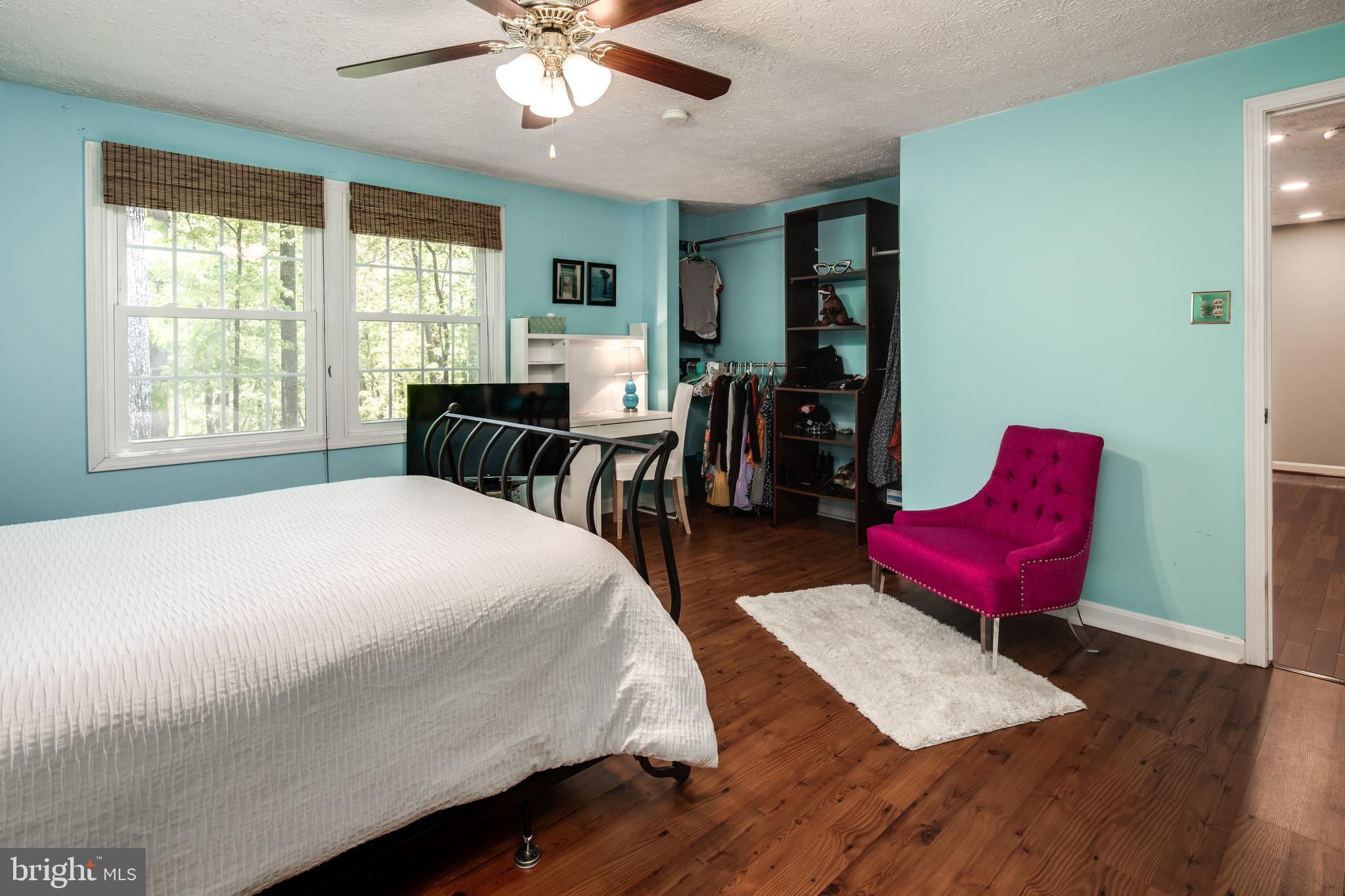 NEWINGTON FOREST - Residential