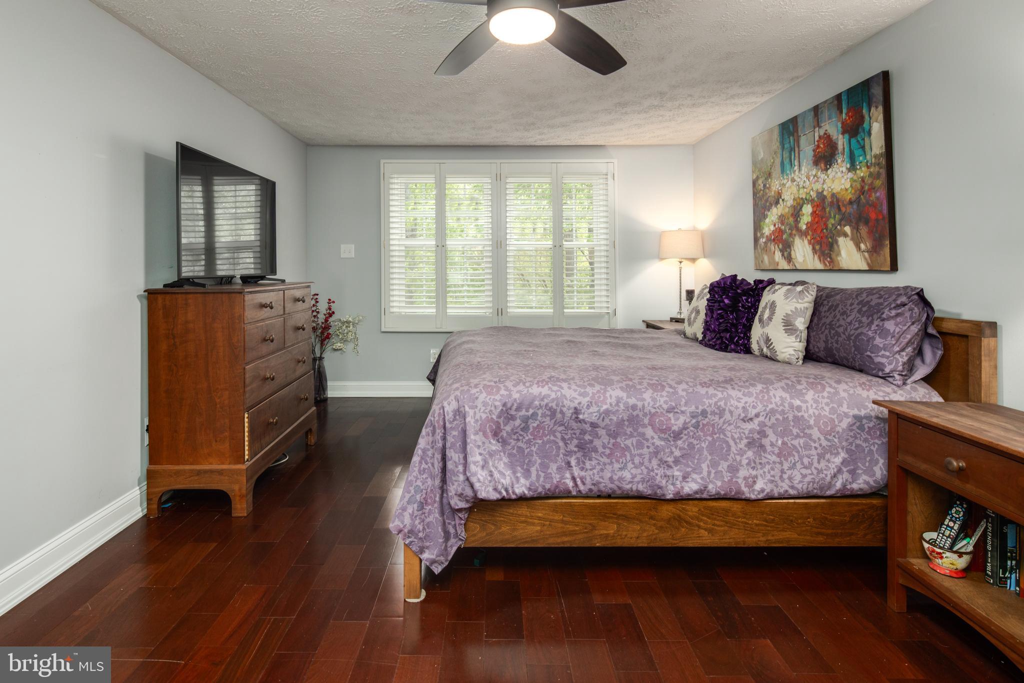 NEWINGTON FOREST - Residential