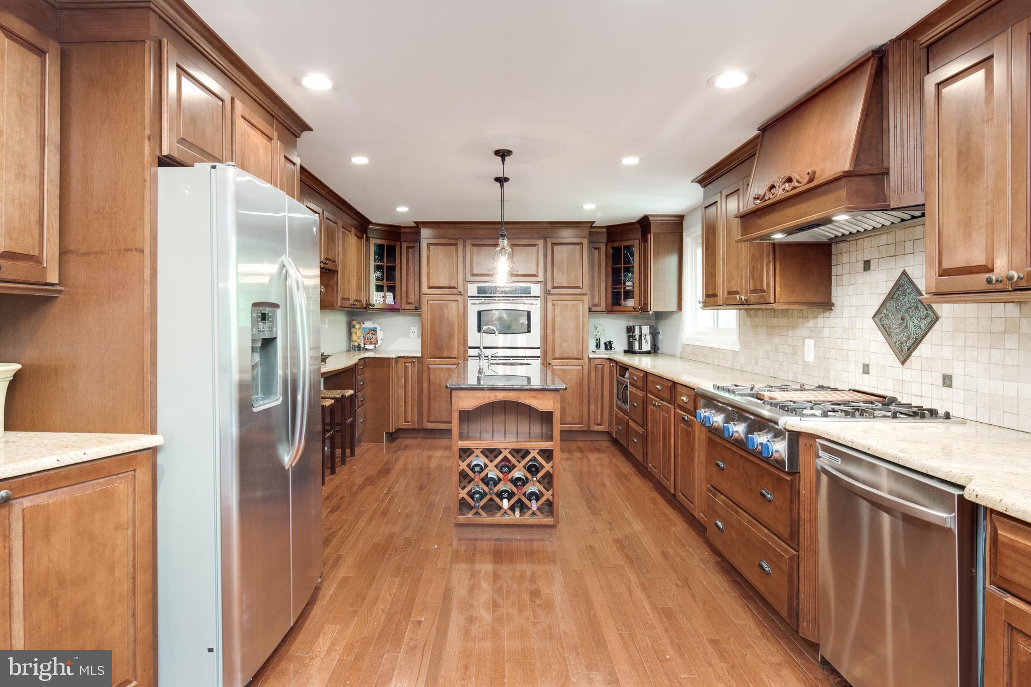 NEWINGTON FOREST - Residential