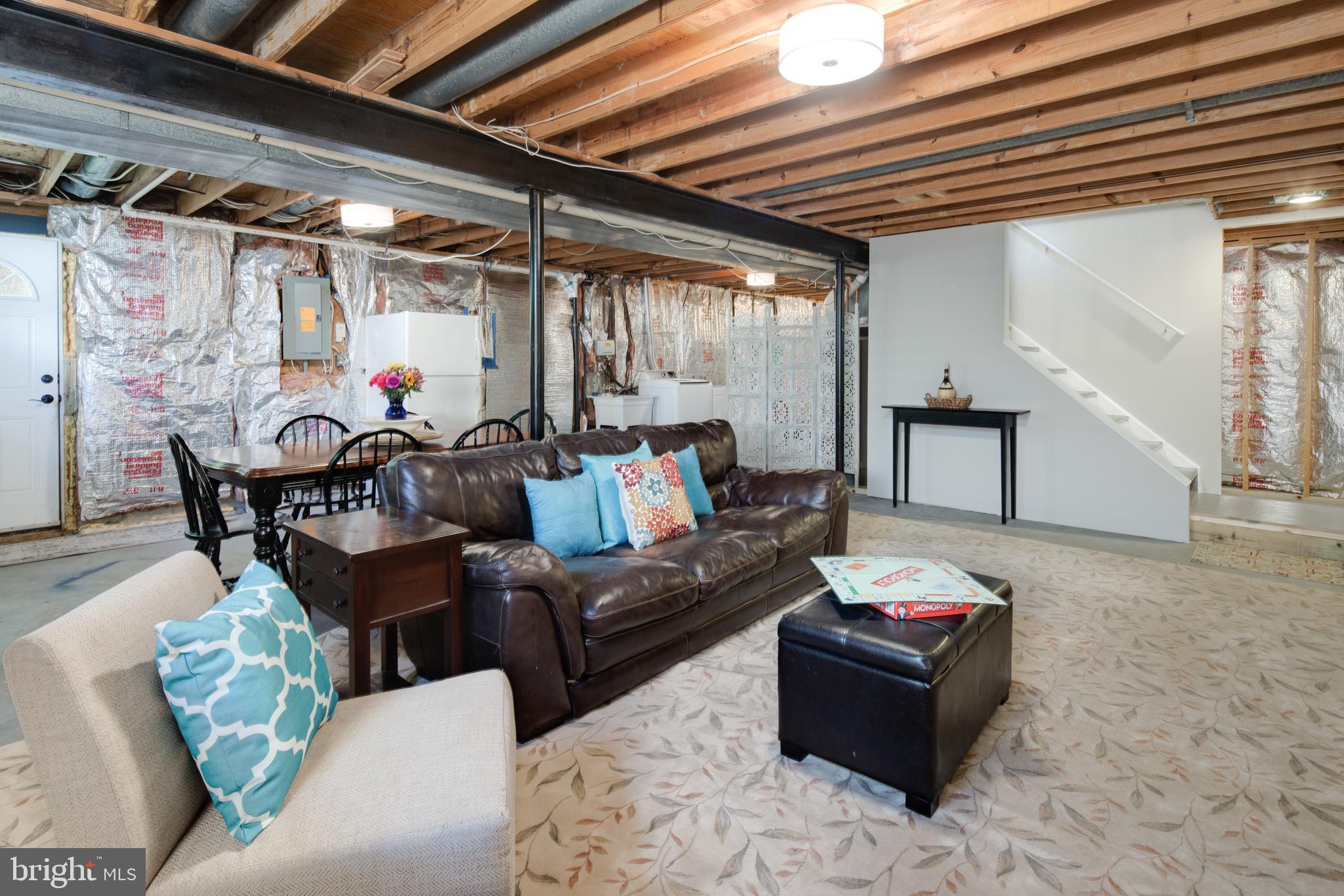 NEWINGTON FOREST - Residential