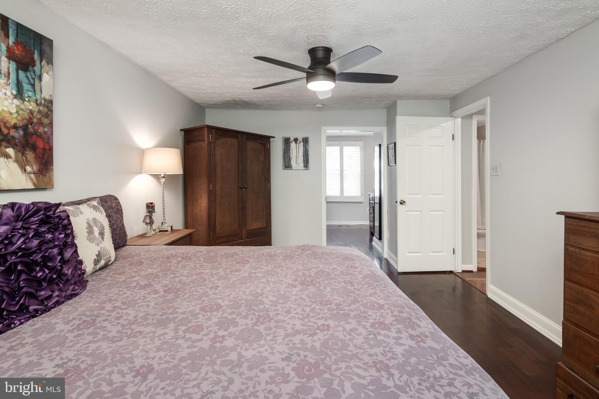 NEWINGTON FOREST - Residential