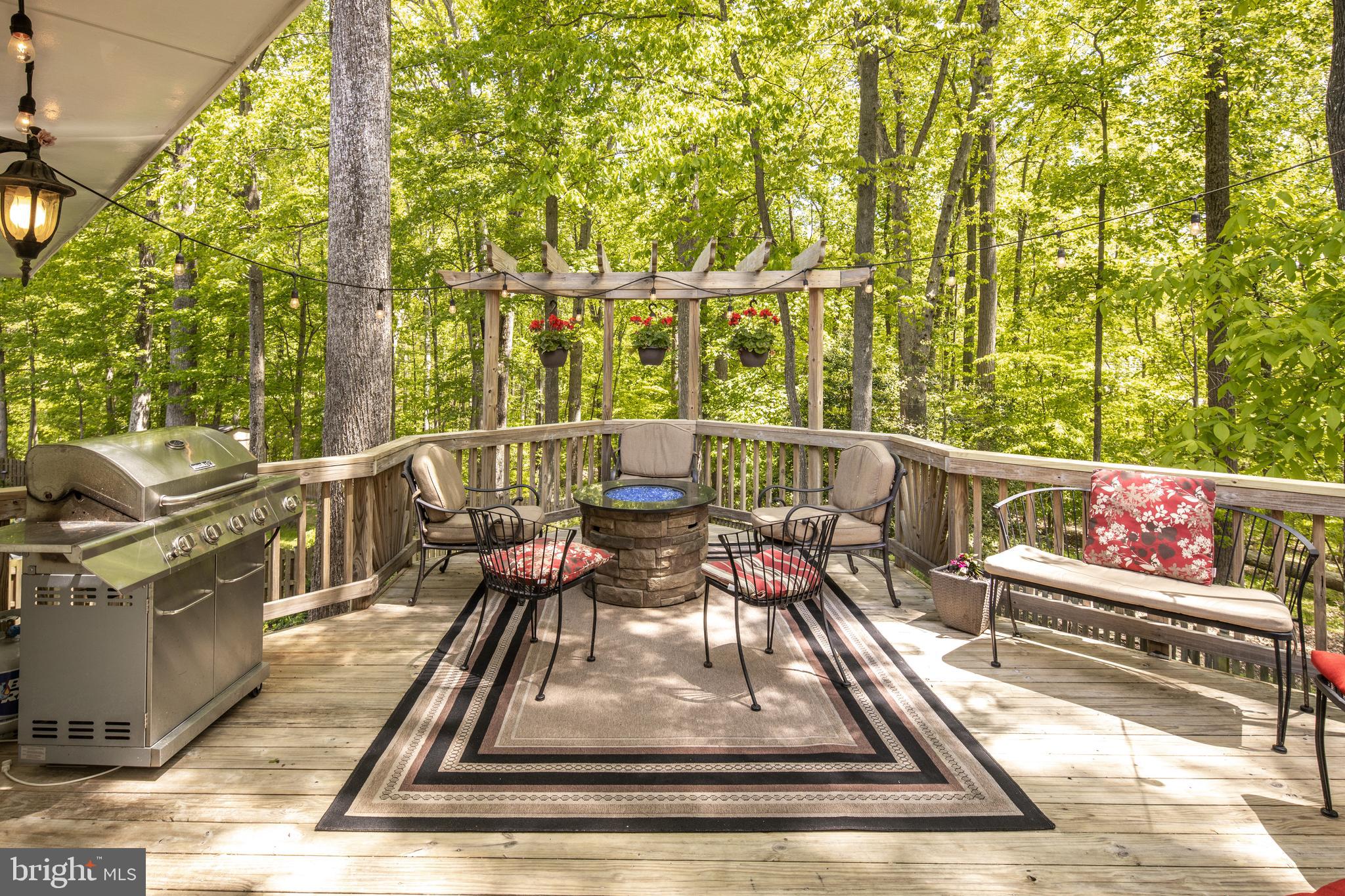 NEWINGTON FOREST - Residential