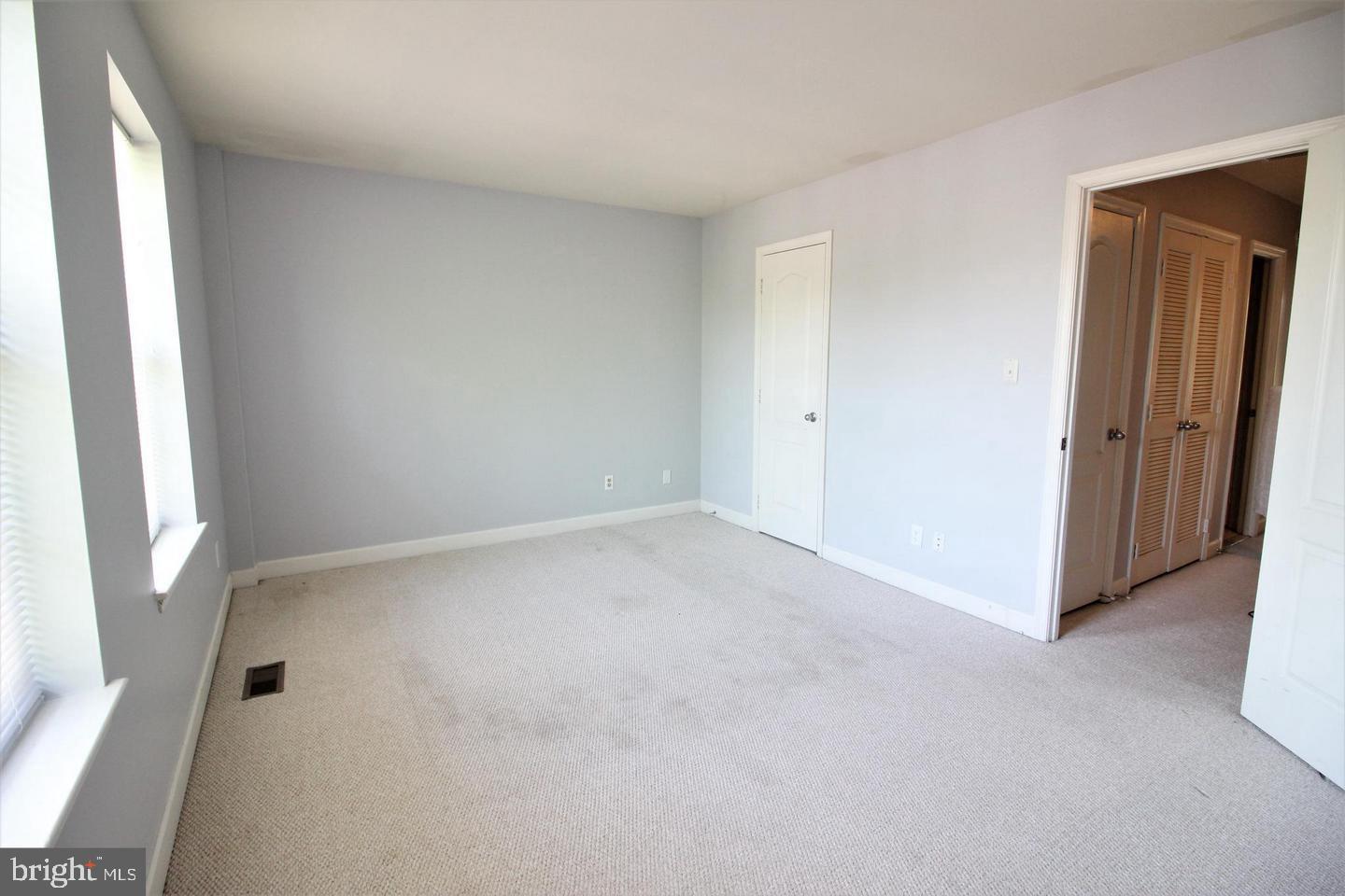 MONTGOMERY CHASE CODM - Residential Lease