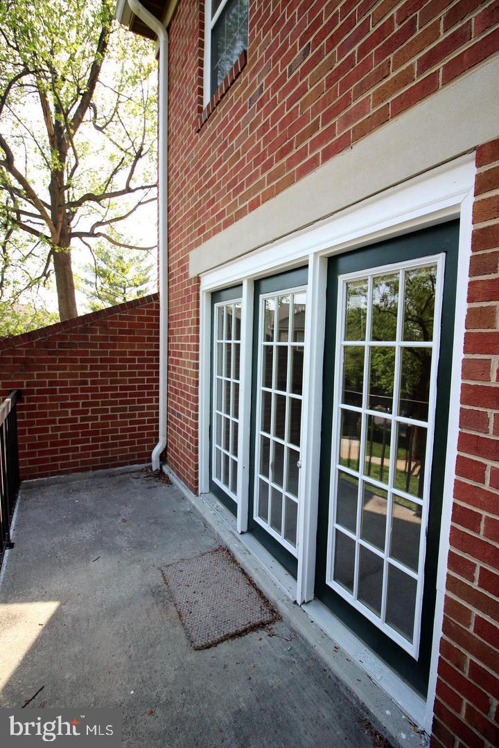 MONTGOMERY CHASE CODM - Residential Lease