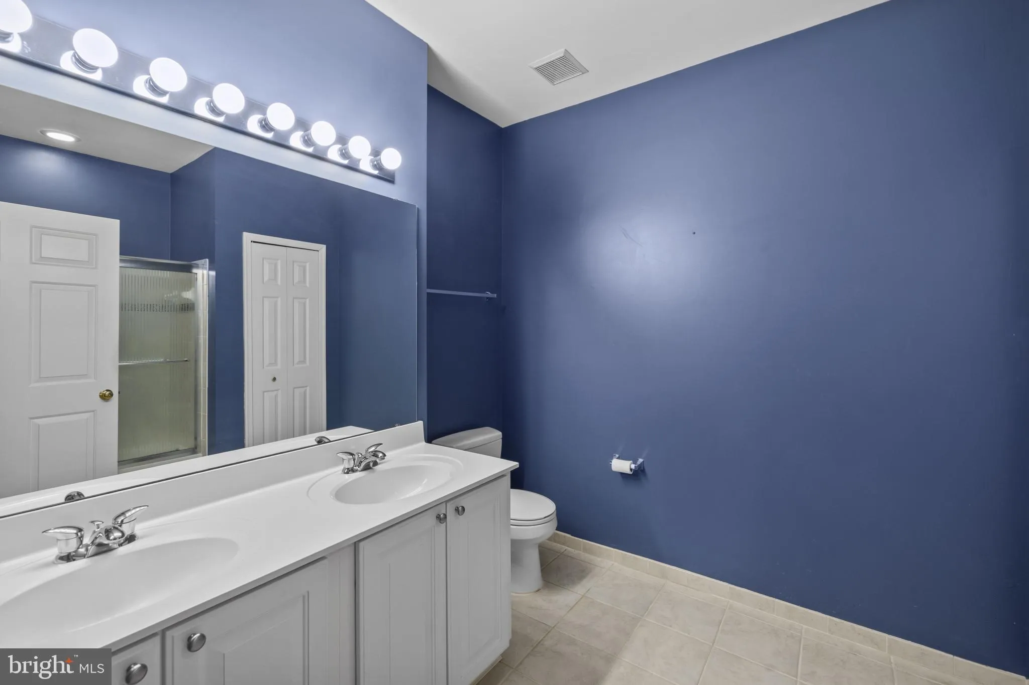 Reisterstown, Maryland 21136, United States, 2 Bedrooms Bedrooms, ,2 BathroomsBathrooms,Residential,Active,229251