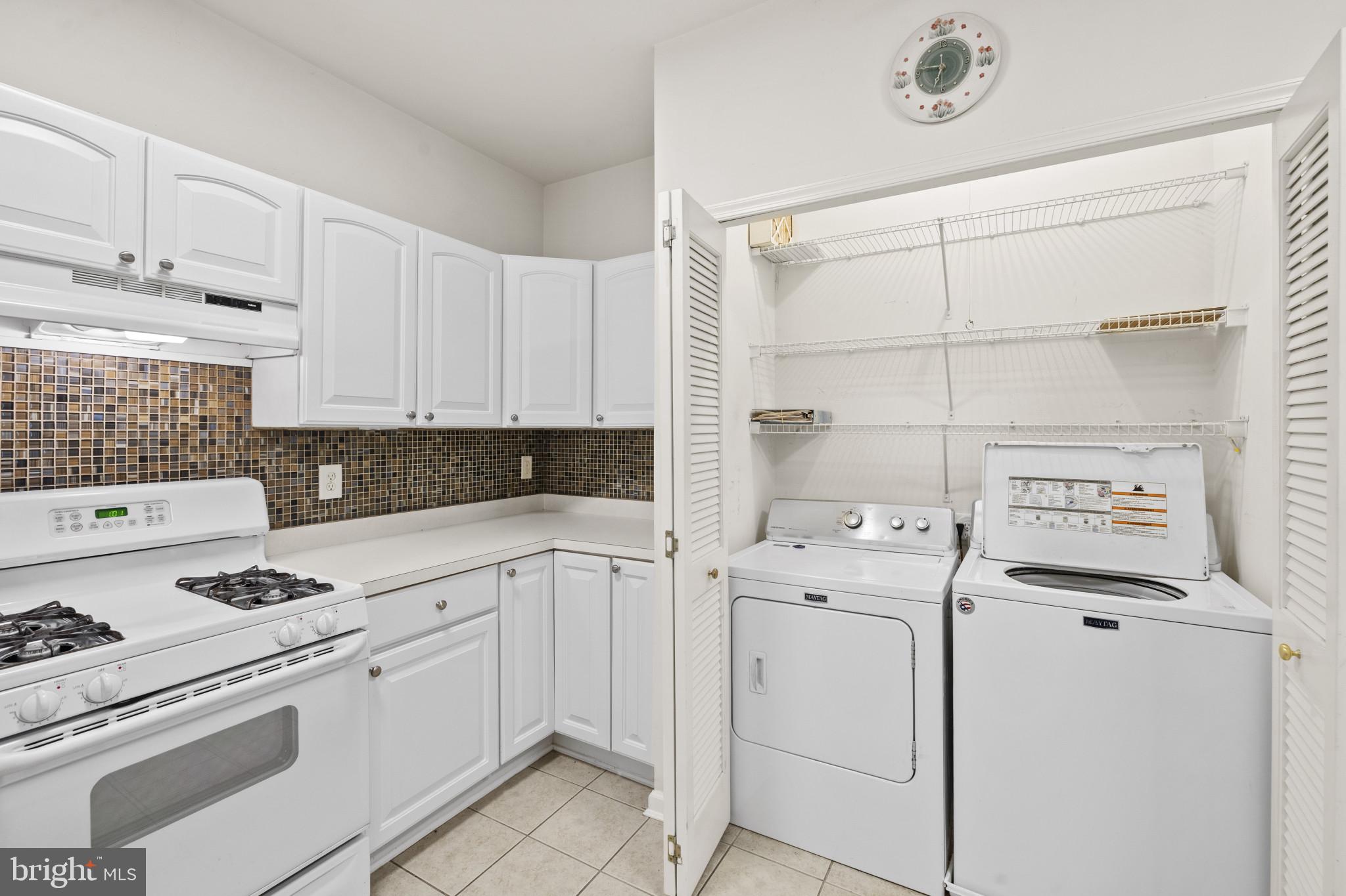 GLYNDON TRACE - Residential