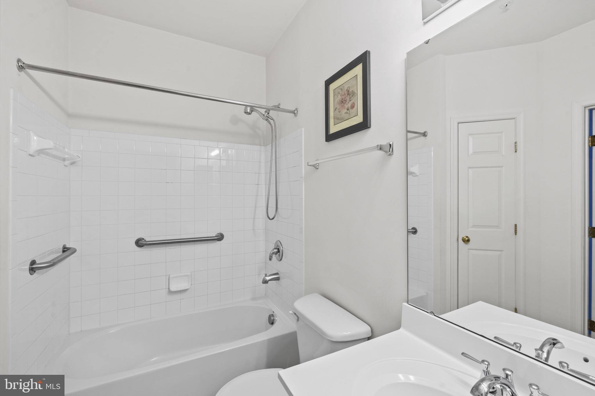 GLYNDON TRACE - Residential