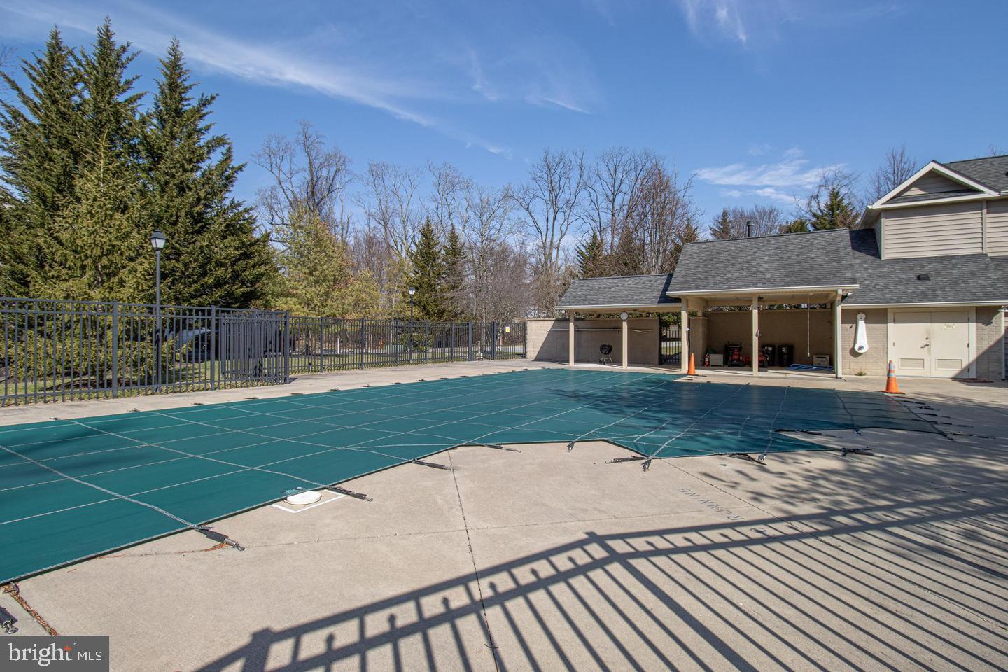 GLYNDON TRACE - Residential