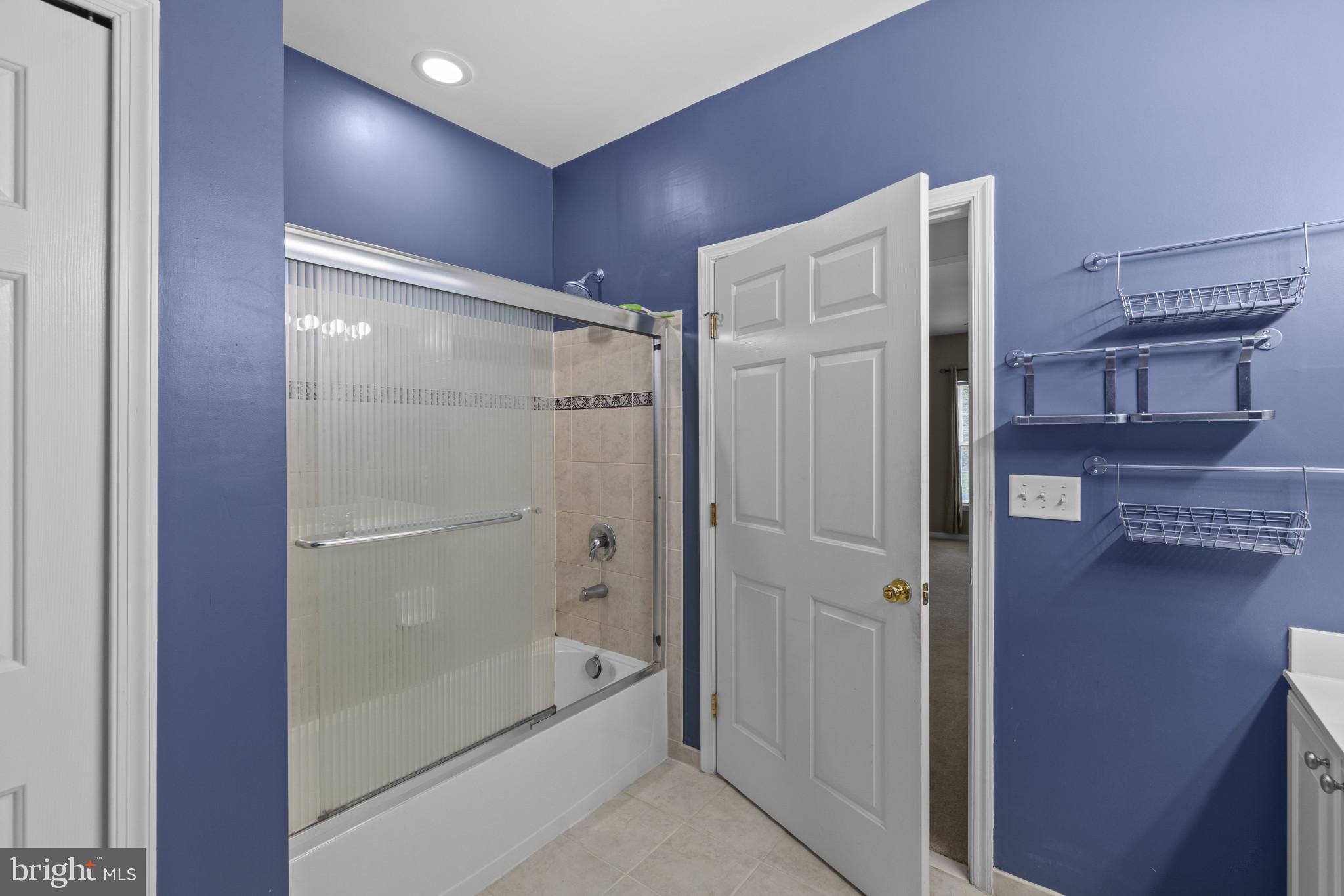 GLYNDON TRACE - Residential