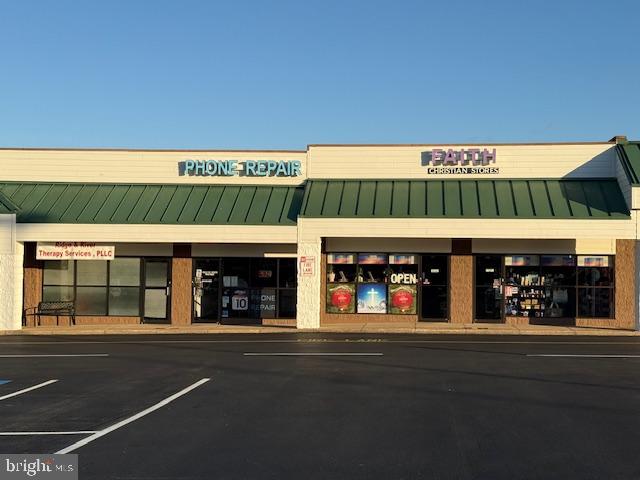 1462 US HIGHWAY 211 W SUITE C