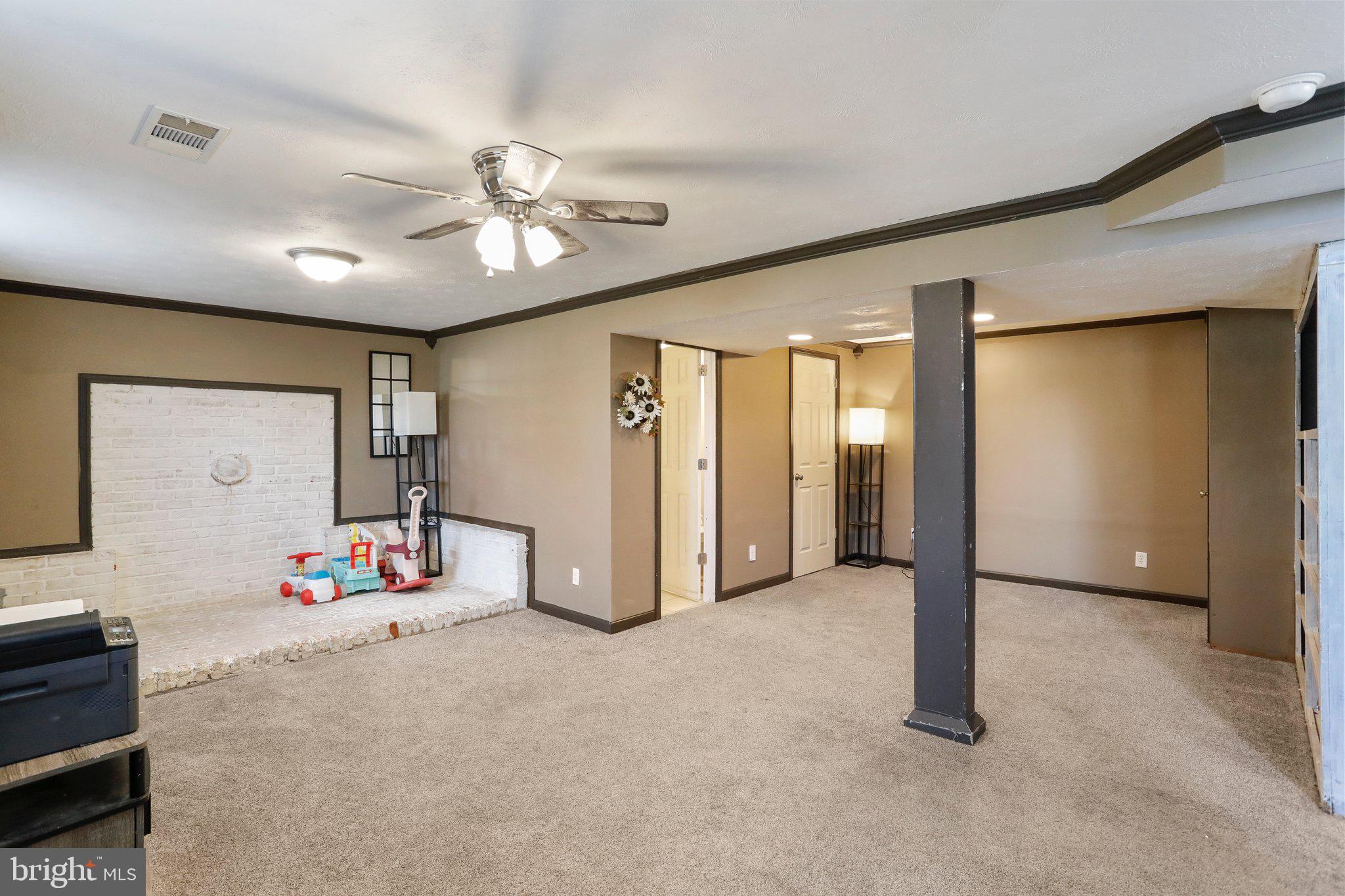 ORCHARD HILLS - Residential