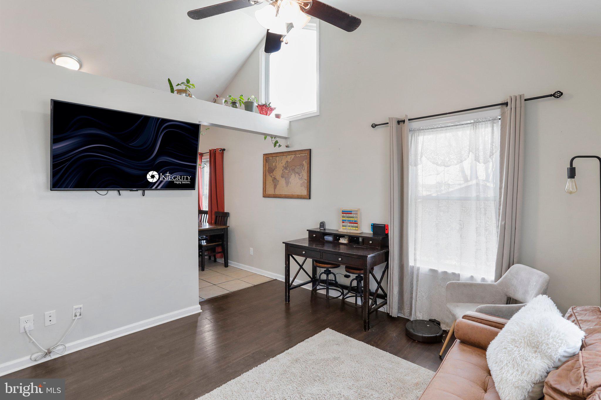 ORCHARD HILLS - Residential