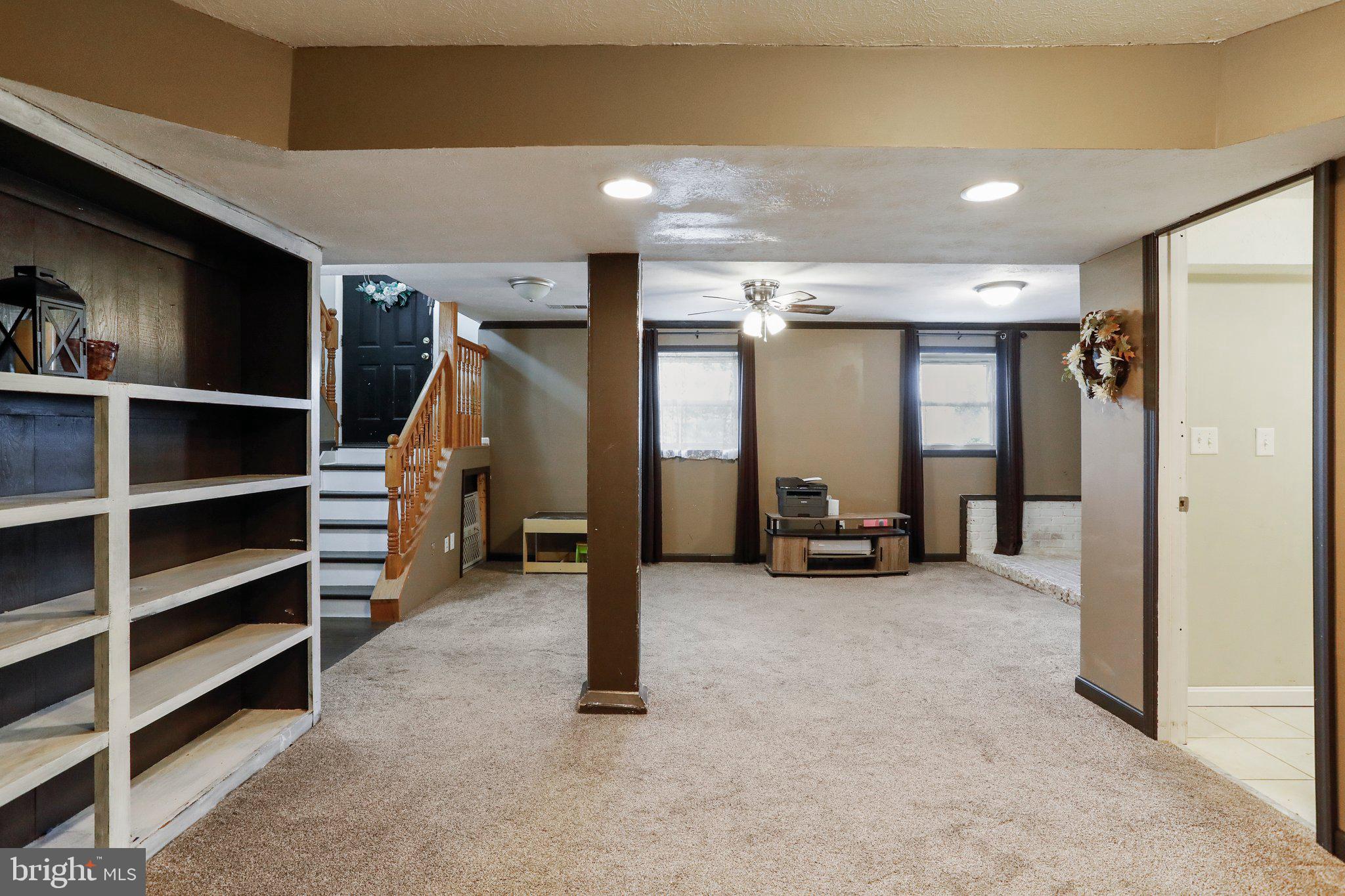 ORCHARD HILLS - Residential