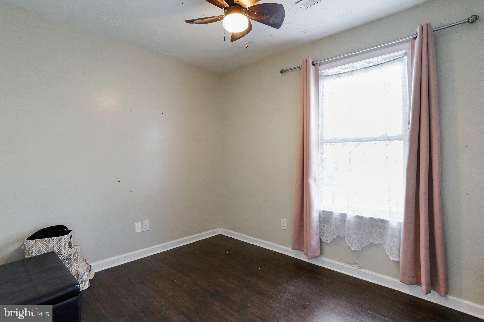 ORCHARD HILLS - Residential