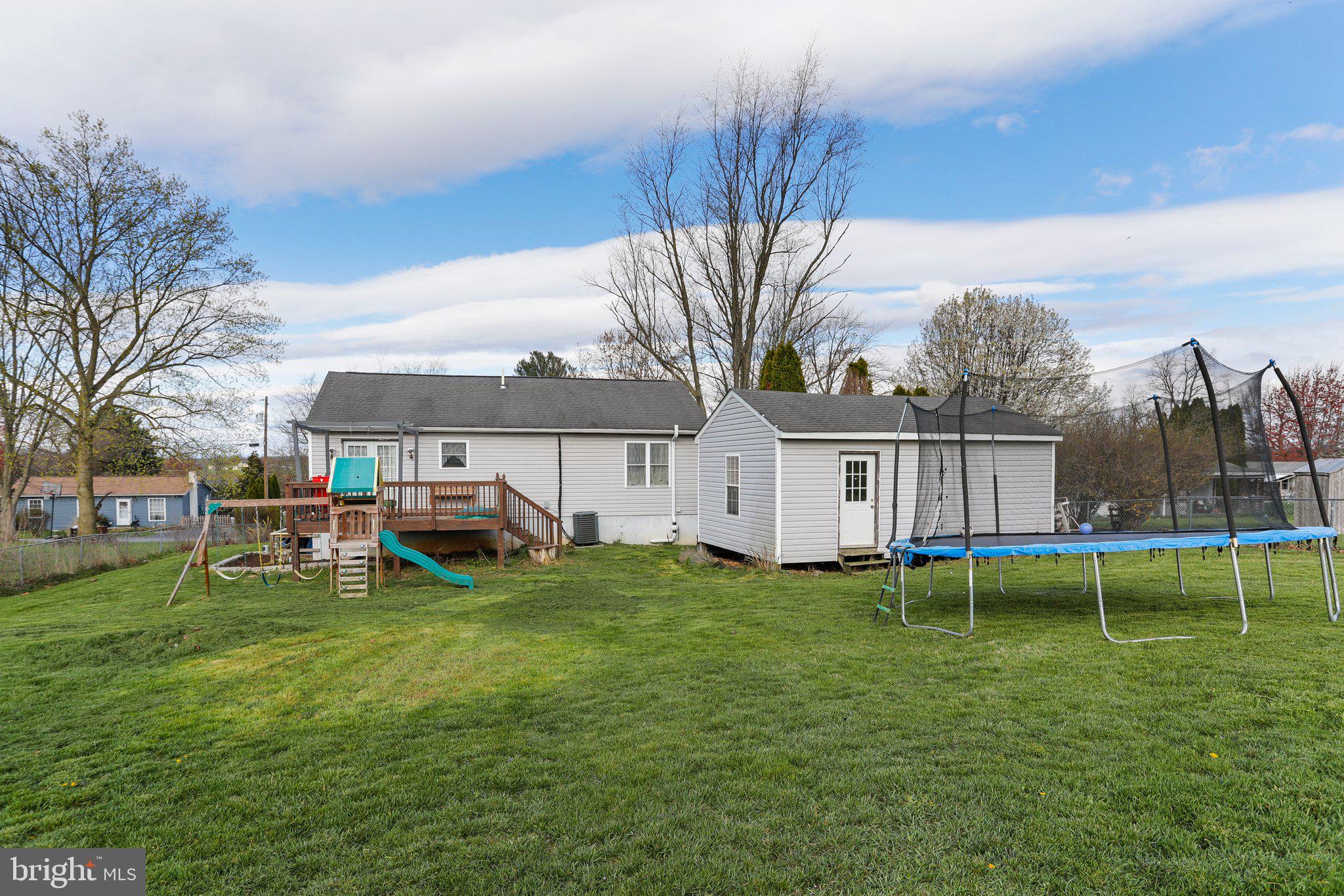 ORCHARD HILLS - Residential