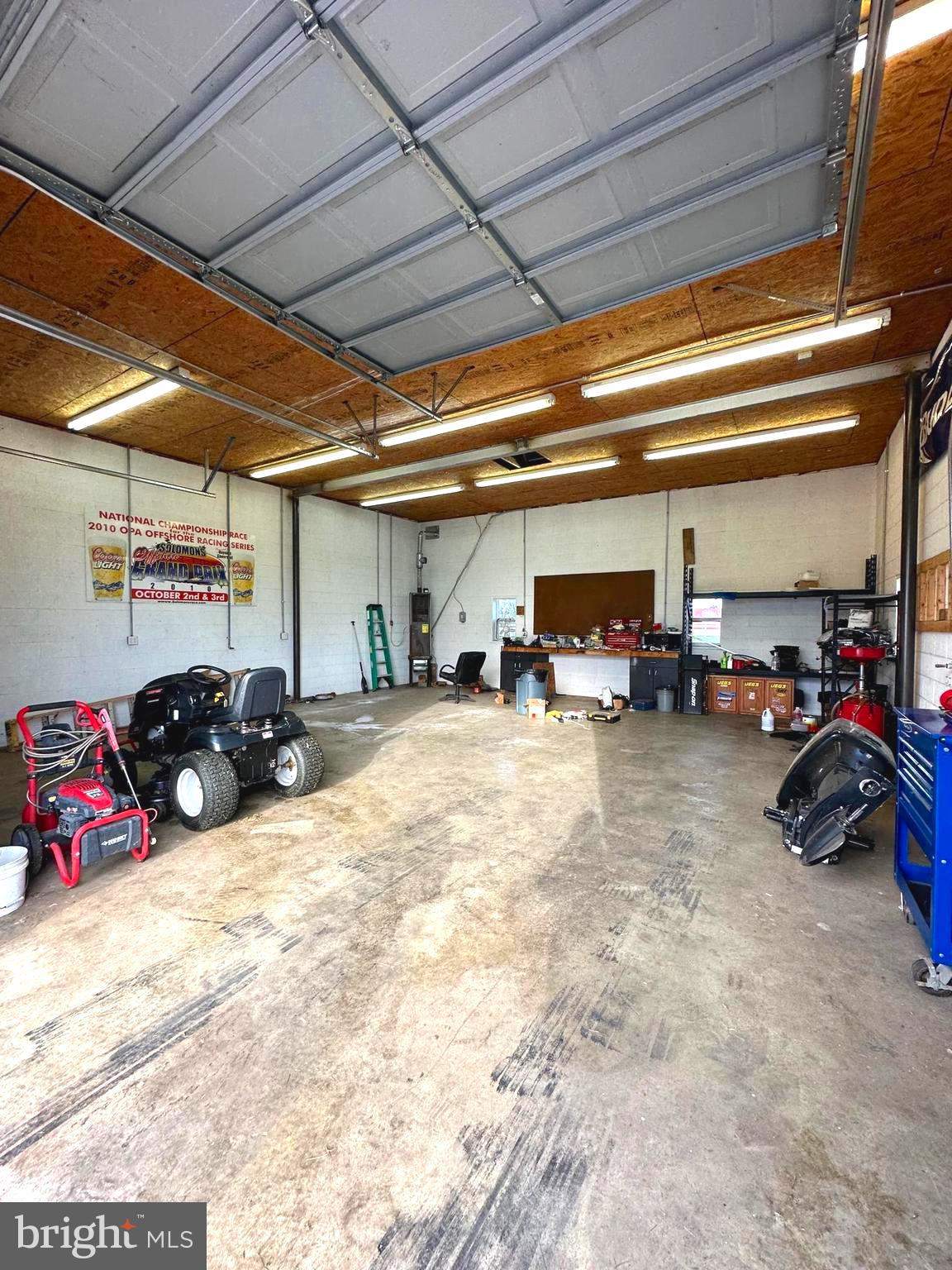 BRICKHOUSE ESTATES - Residential