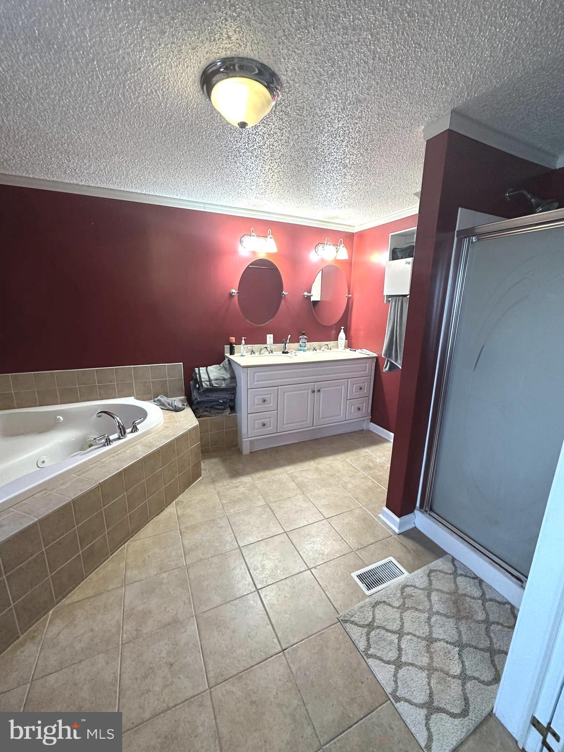 BRICKHOUSE ESTATES - Residential