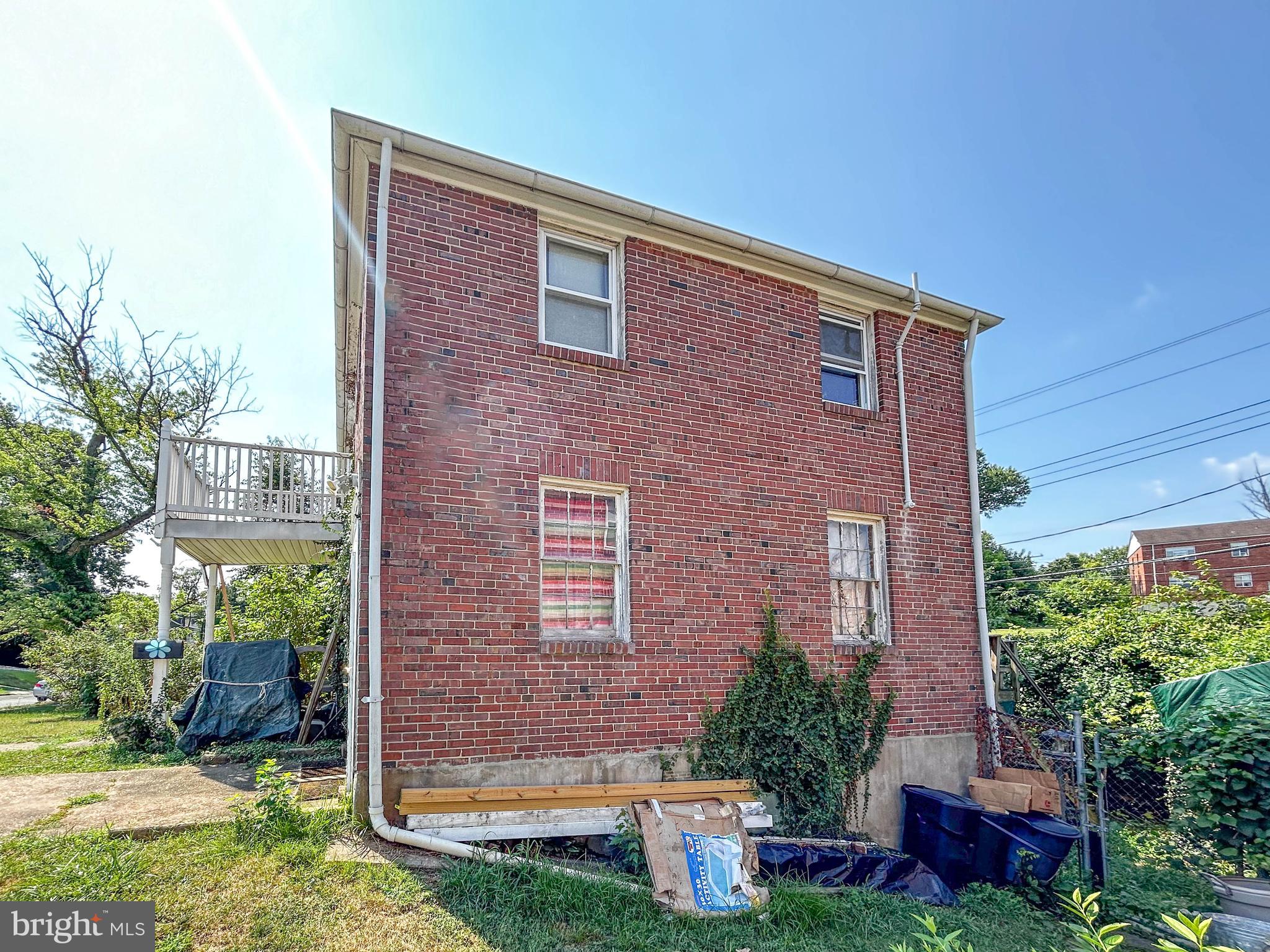 ARBUTUS - Residential