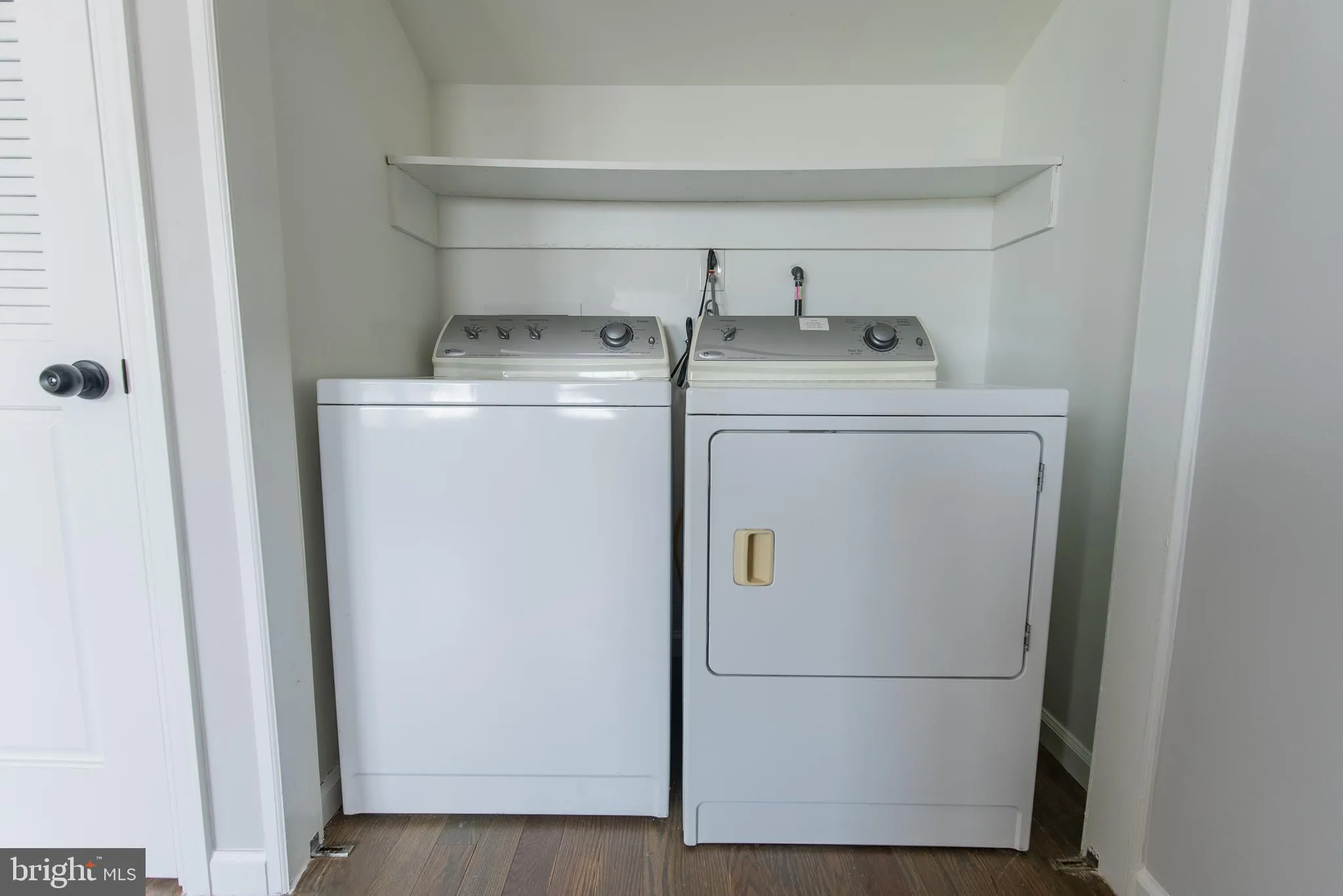 Philadelphia, Pennsylvania 19147, United States, 3 Bedrooms Bedrooms, ,3 BathroomsBathrooms,Residential,Active,147683