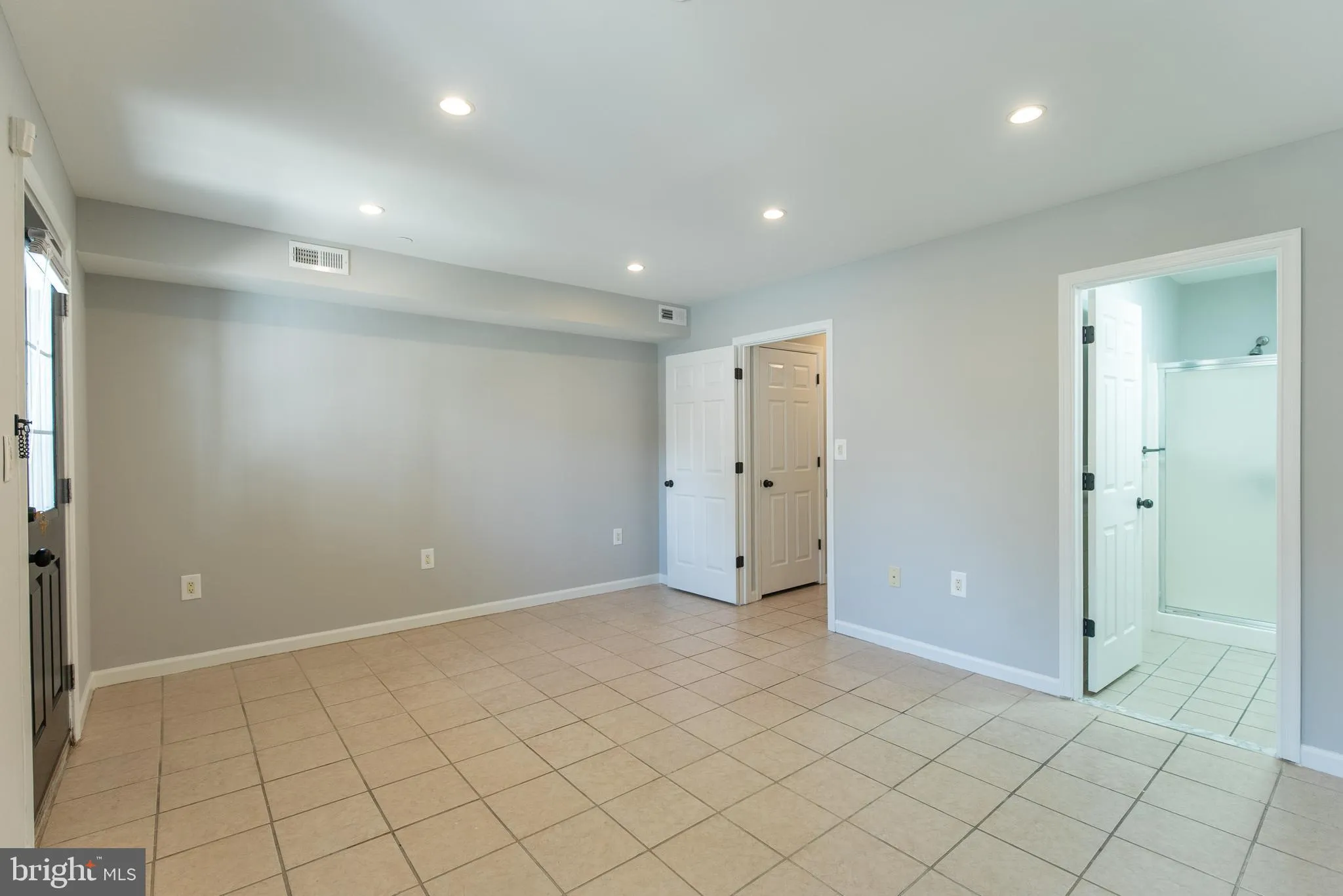 Philadelphia, Pennsylvania 19147, United States, 3 Bedrooms Bedrooms, ,3 BathroomsBathrooms,Residential,Active,147683