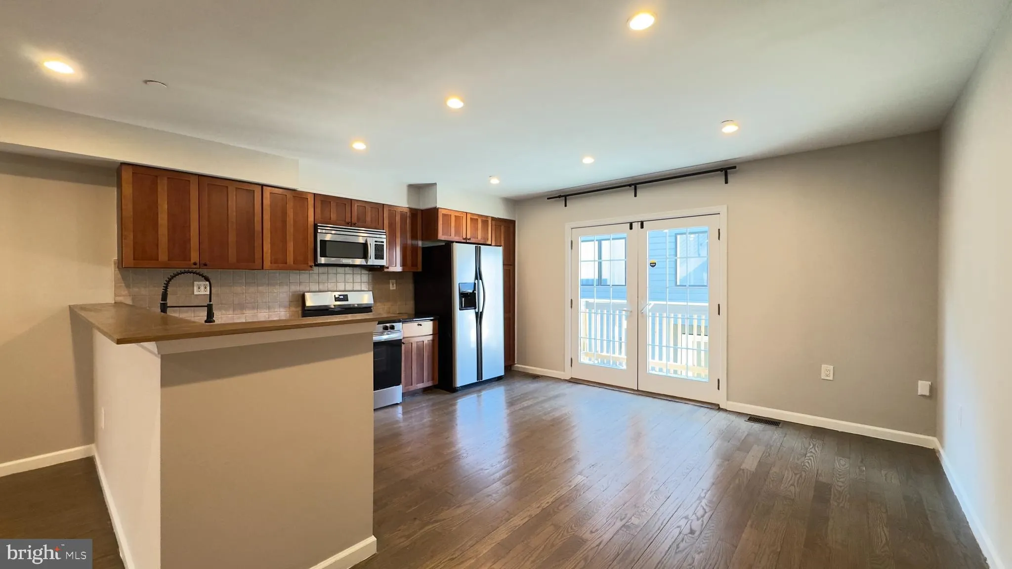 Philadelphia, Pennsylvania 19147, United States, 3 Bedrooms Bedrooms, ,3 BathroomsBathrooms,Residential,Active,147683