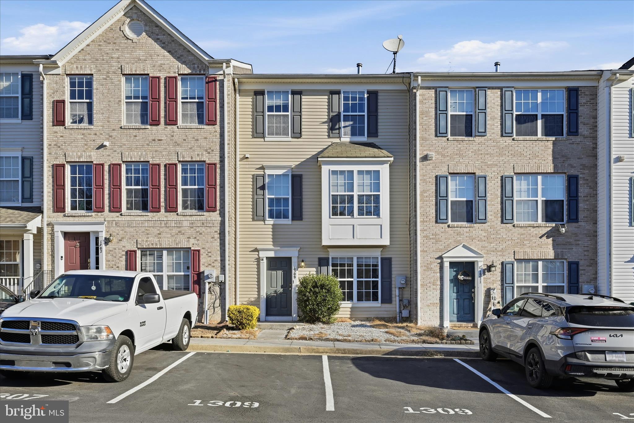 HUPPS RIDGE - Residential