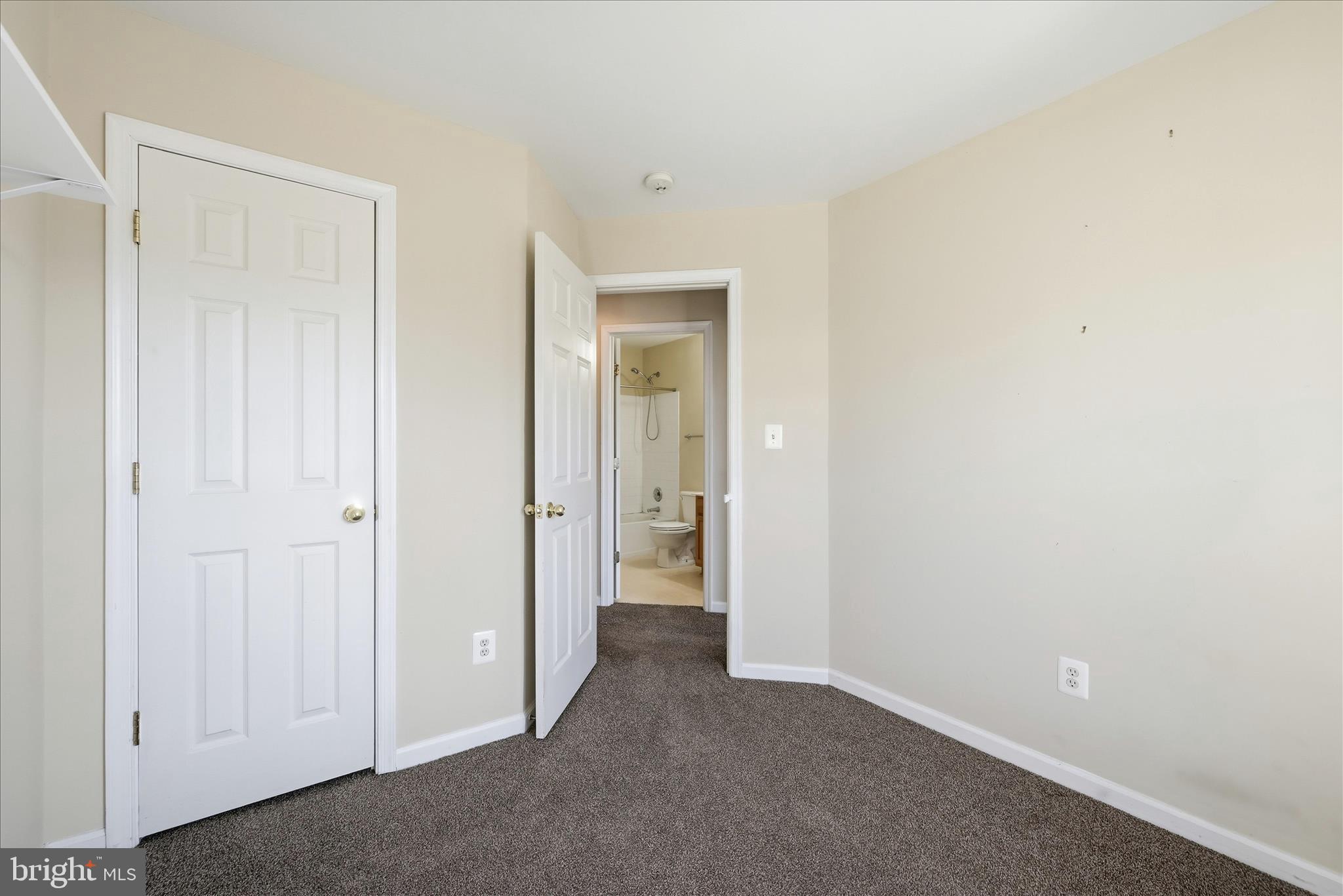 HUPPS RIDGE - Residential