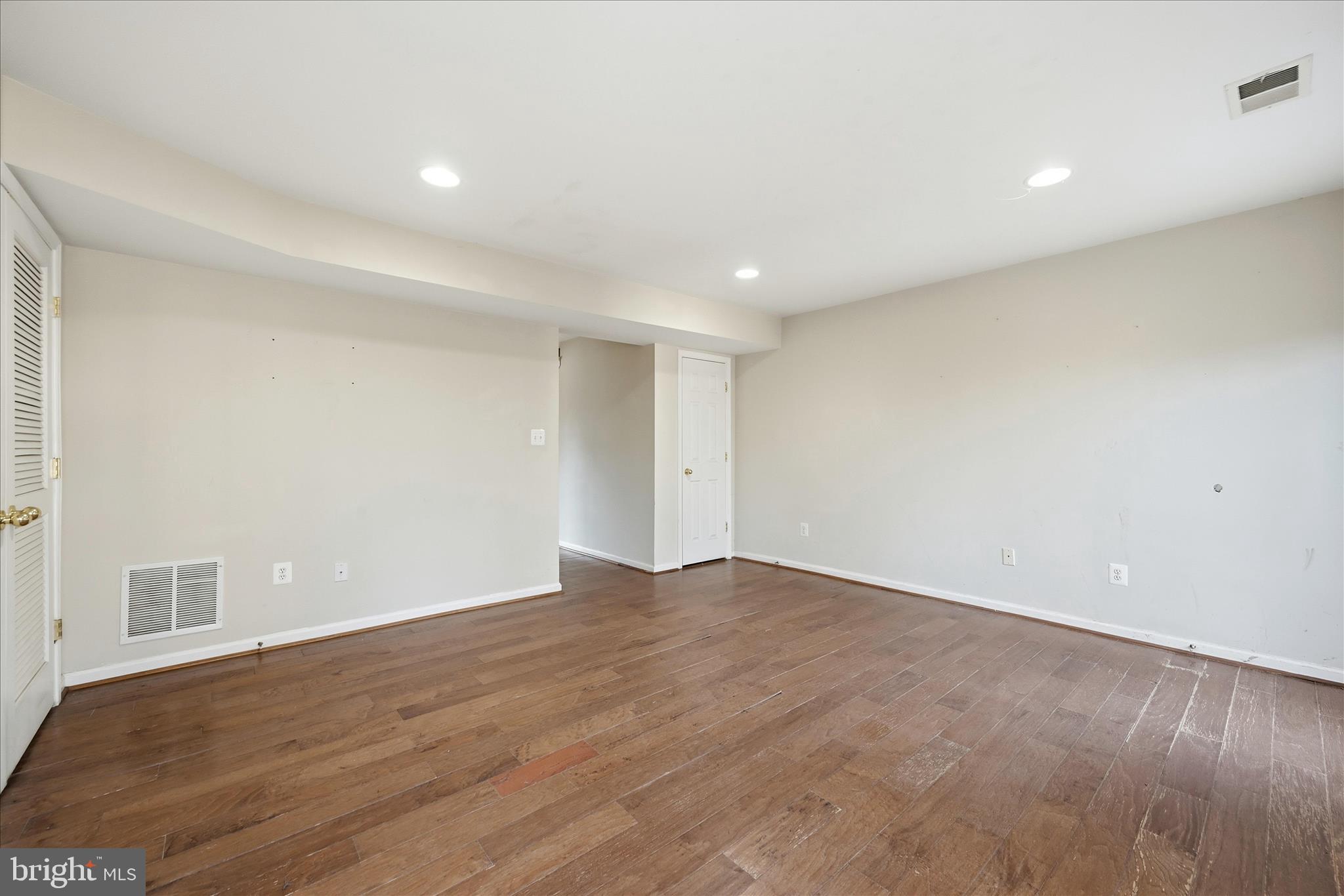 HUPPS RIDGE - Residential