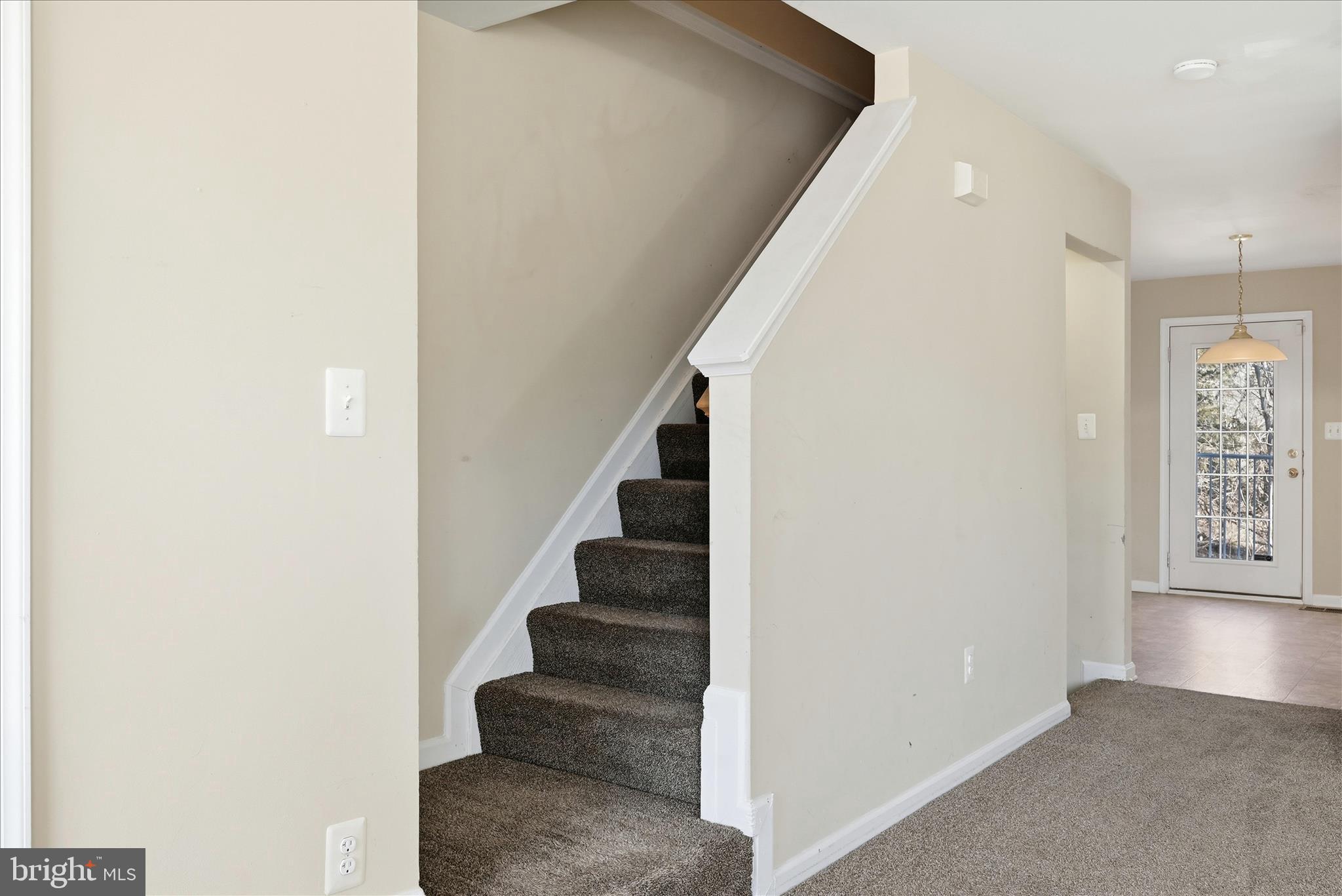 HUPPS RIDGE - Residential