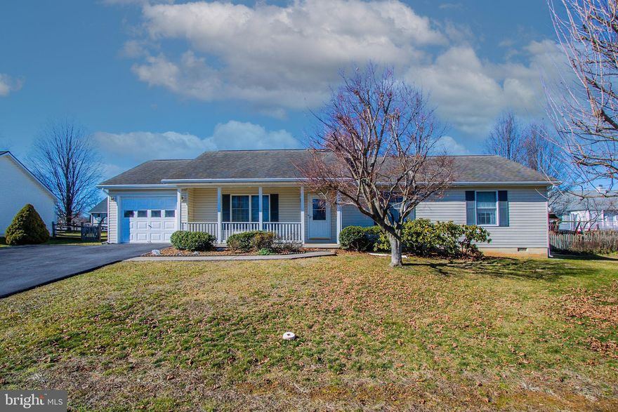 Sought after and highly desireable Spring Mills Commons Subdivision, 3 bedroom 2 full bath attached 1 car garage with a two car driveway, cozy front porch, dining Living Kitchen combo, fresh flooring, ready for new owner, stainless appliances, move-in ready!