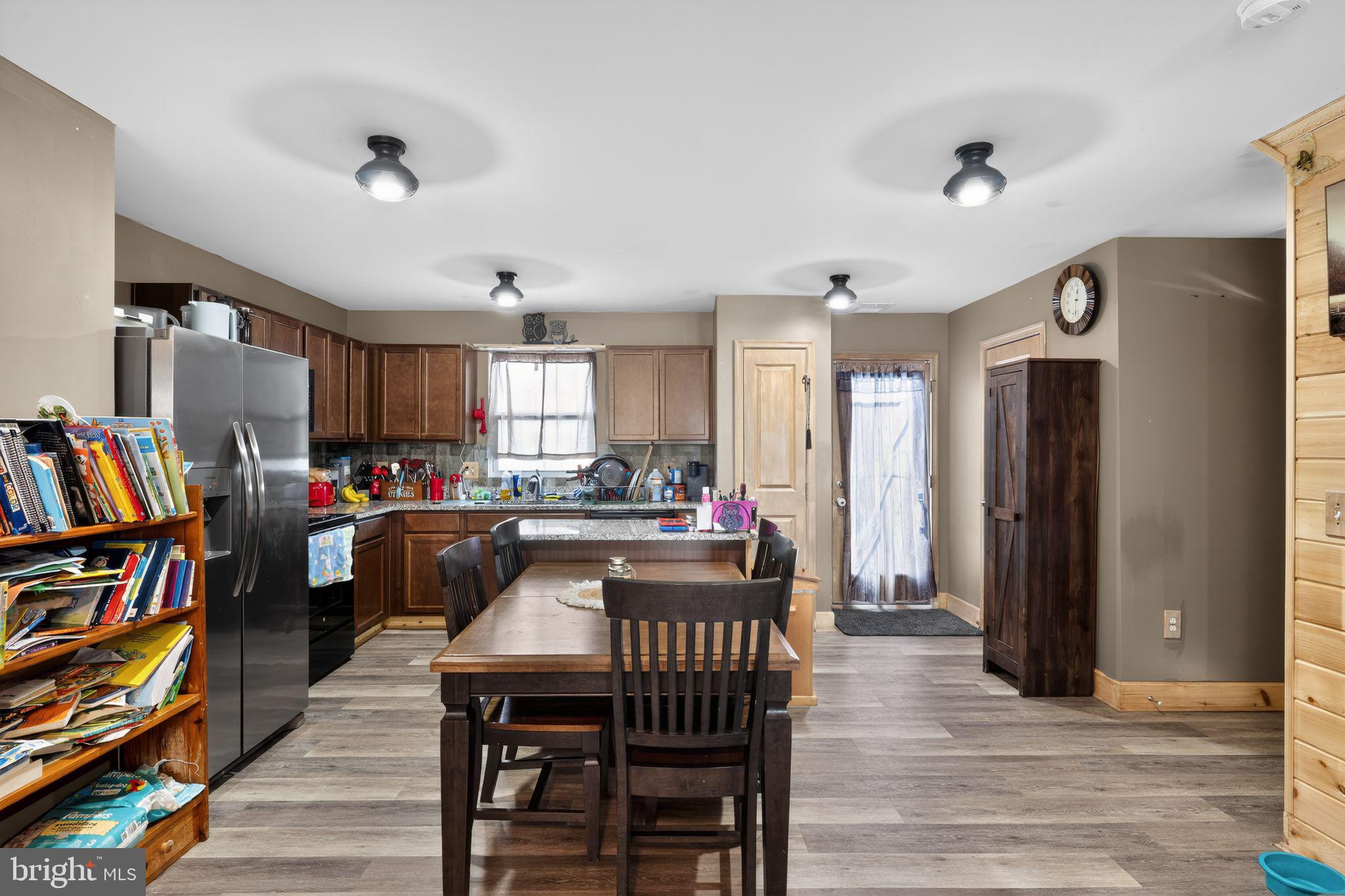 SHADY CREEK - Residential