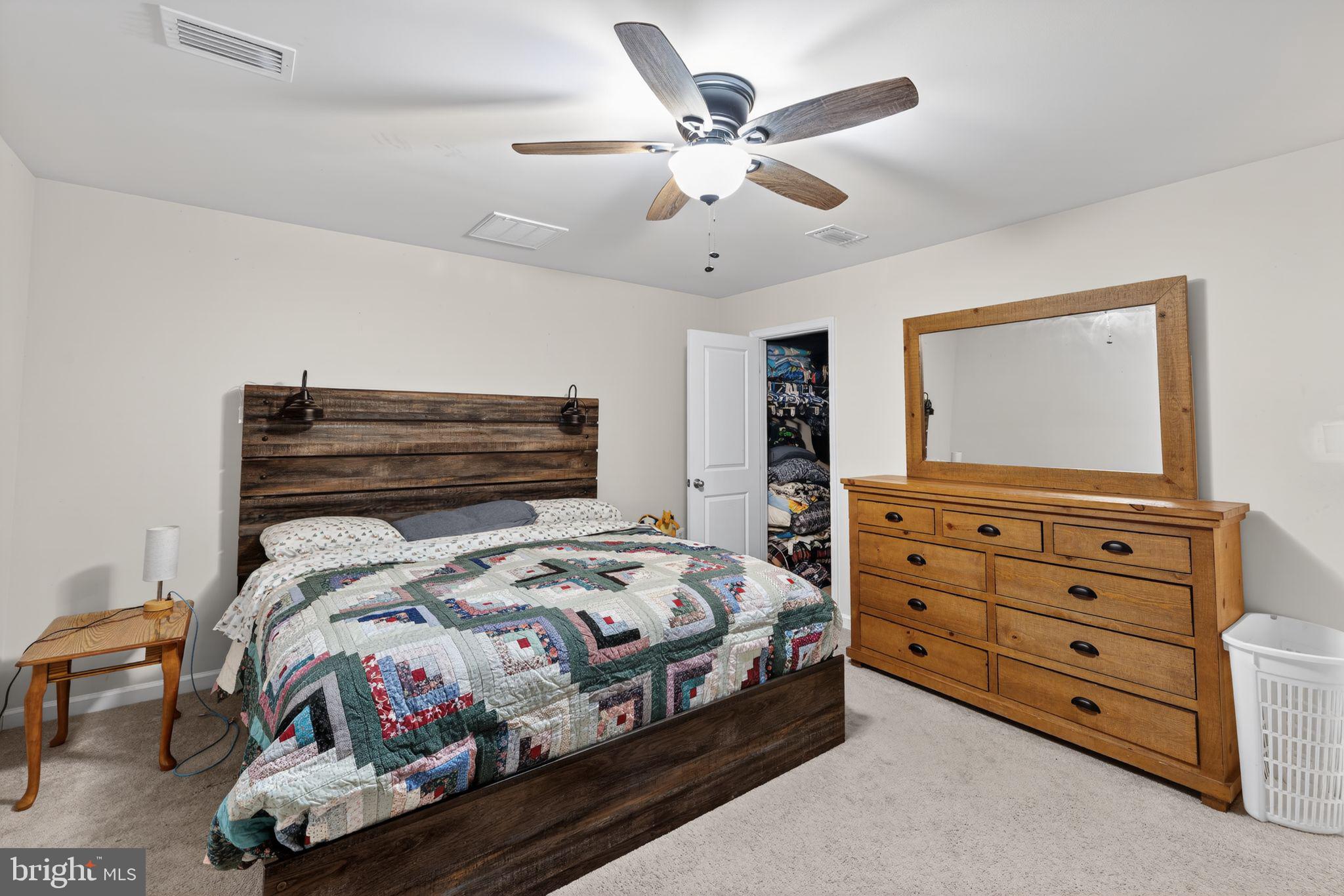 SHADY CREEK - Residential