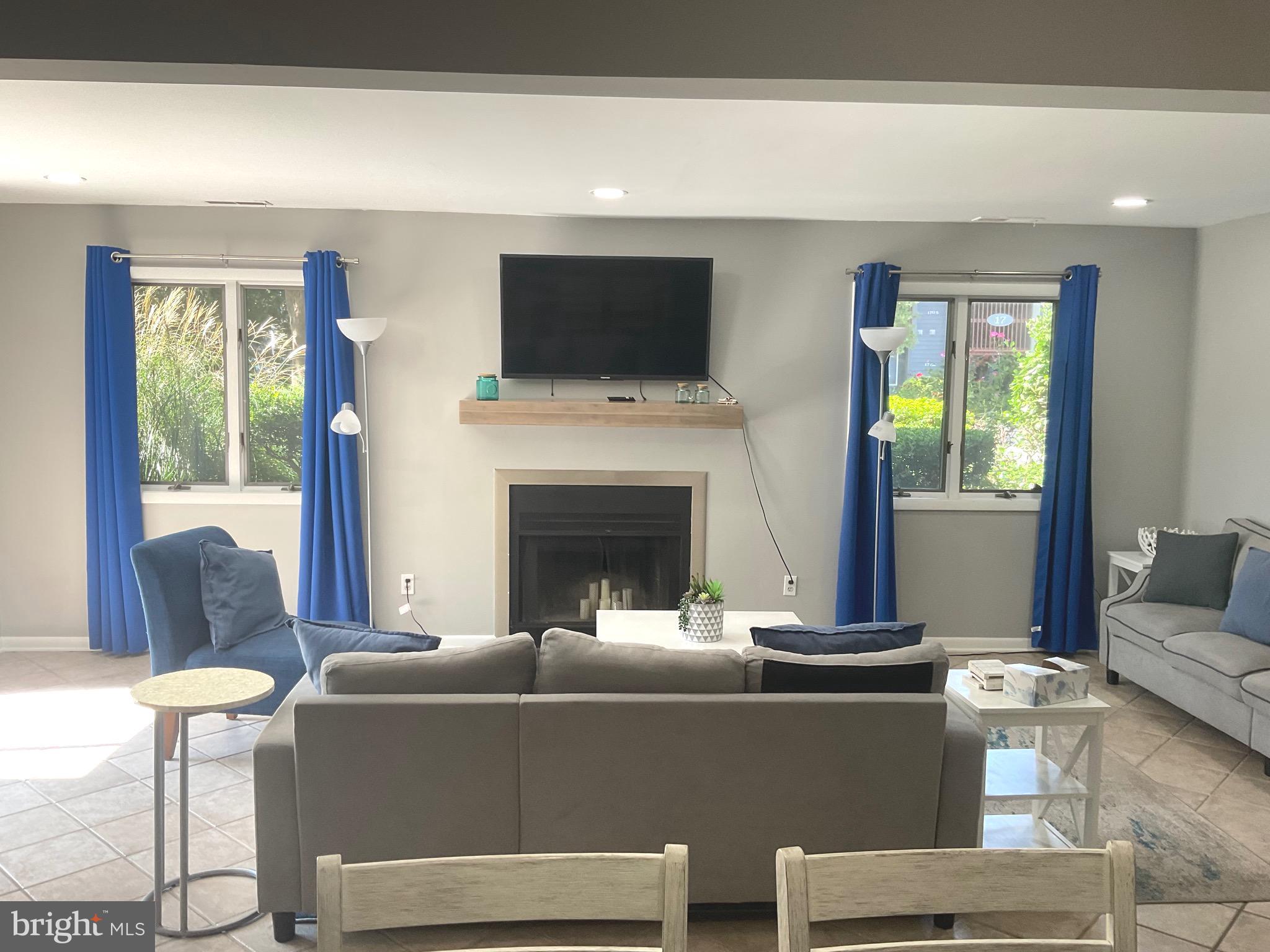 EAGLES LANDING I - Residential