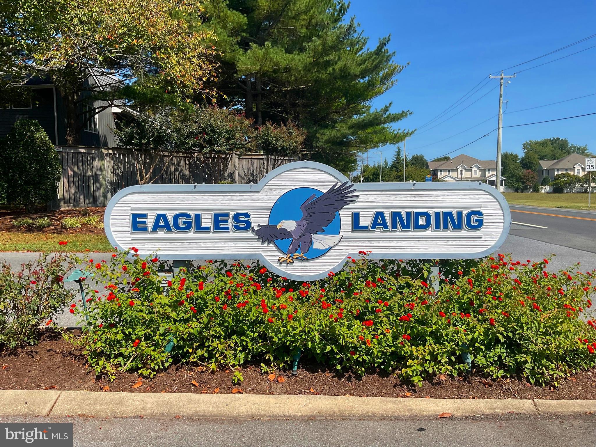 18 EAGLES LANDING 1804