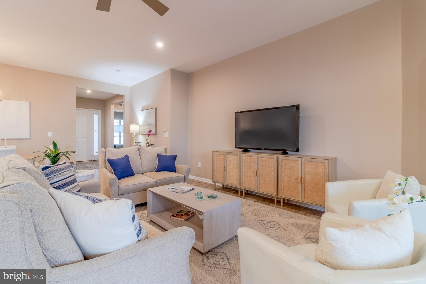 FOUR SEASONS AT BELLE TERRE - Residential