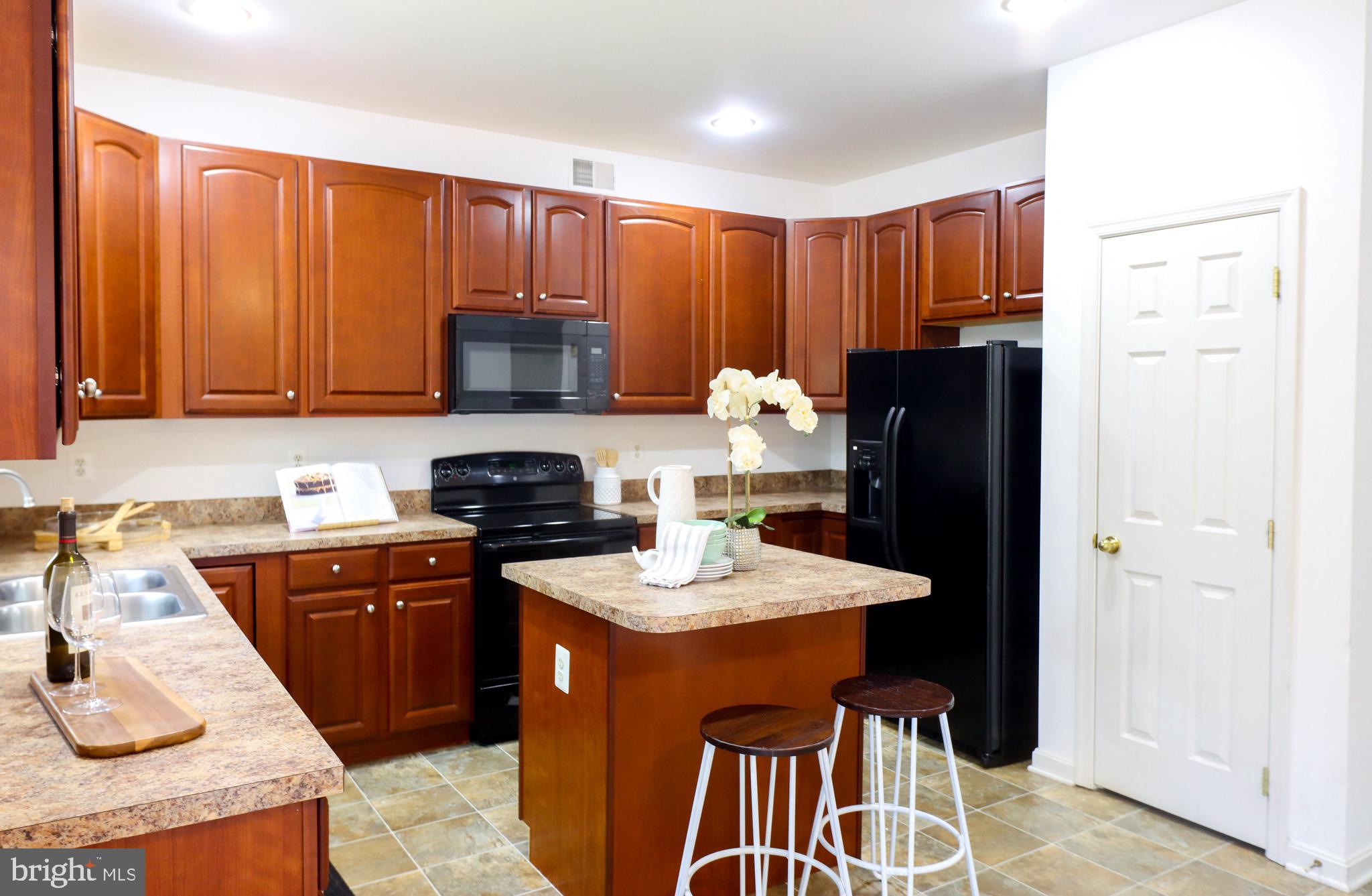 ASHBY PLACE II - Residential