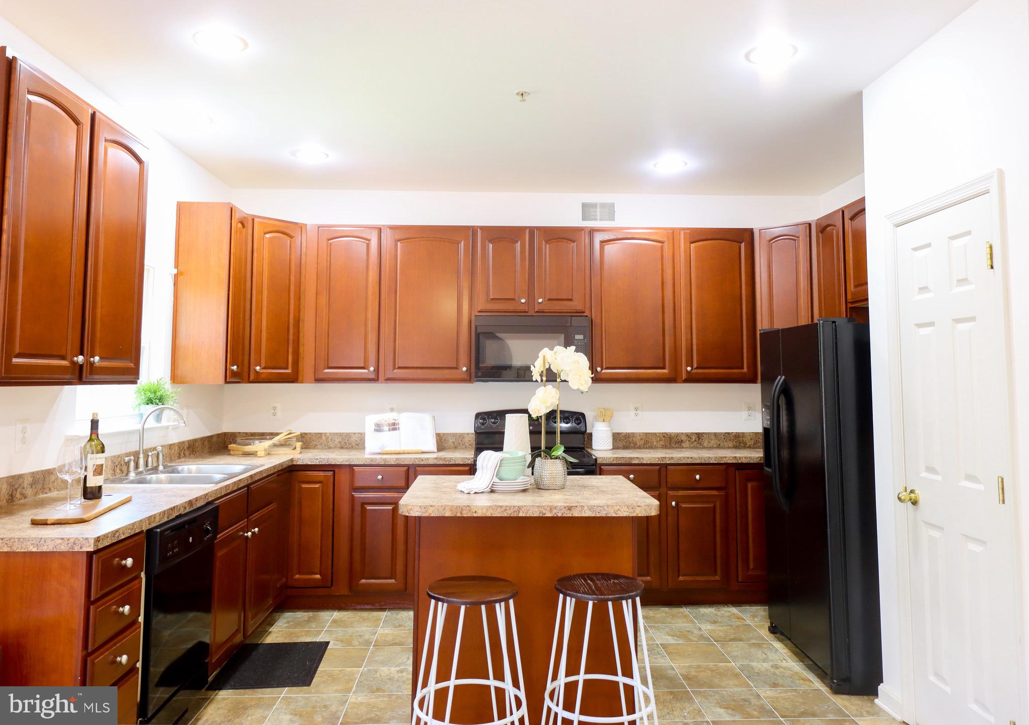 ASHBY PLACE II - Residential