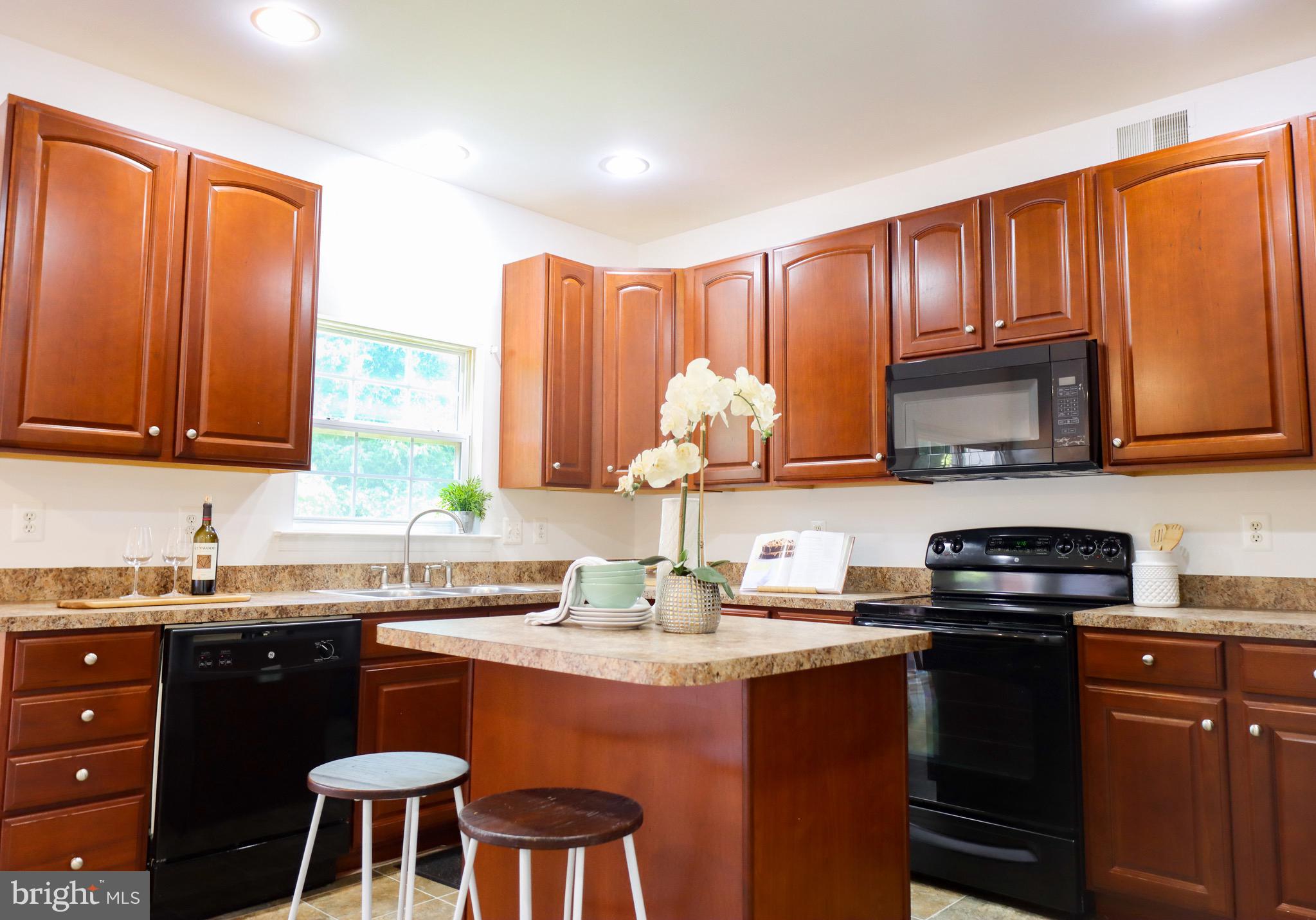 ASHBY PLACE II - Residential