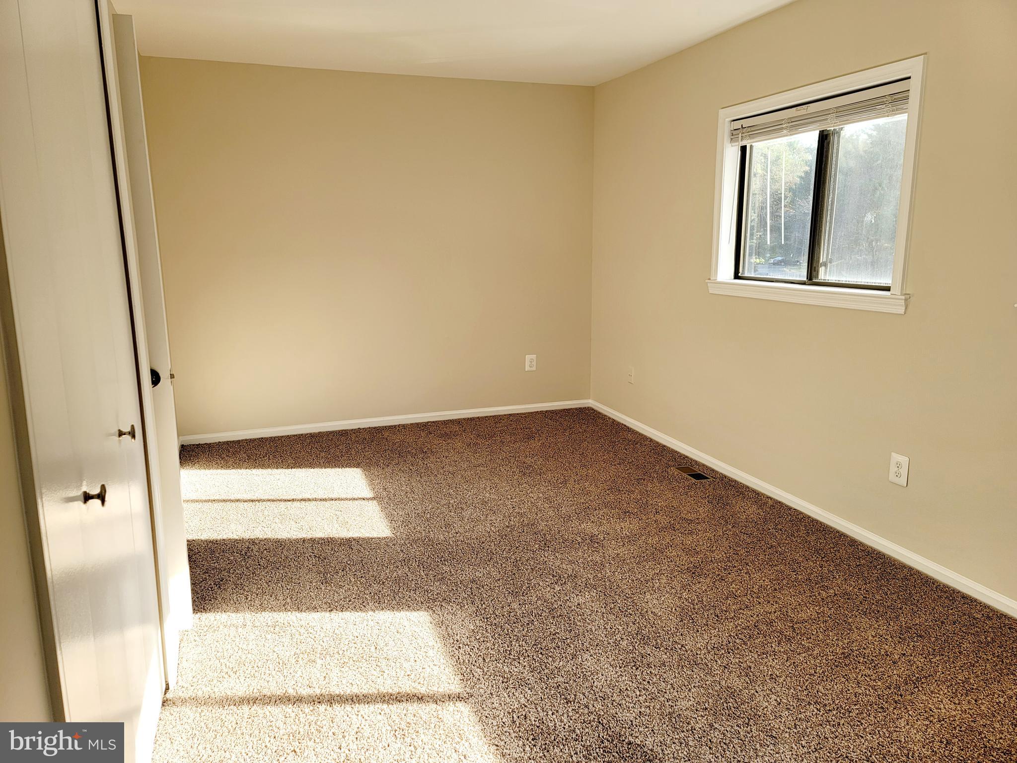 BURKE CENTRE - Residential Lease