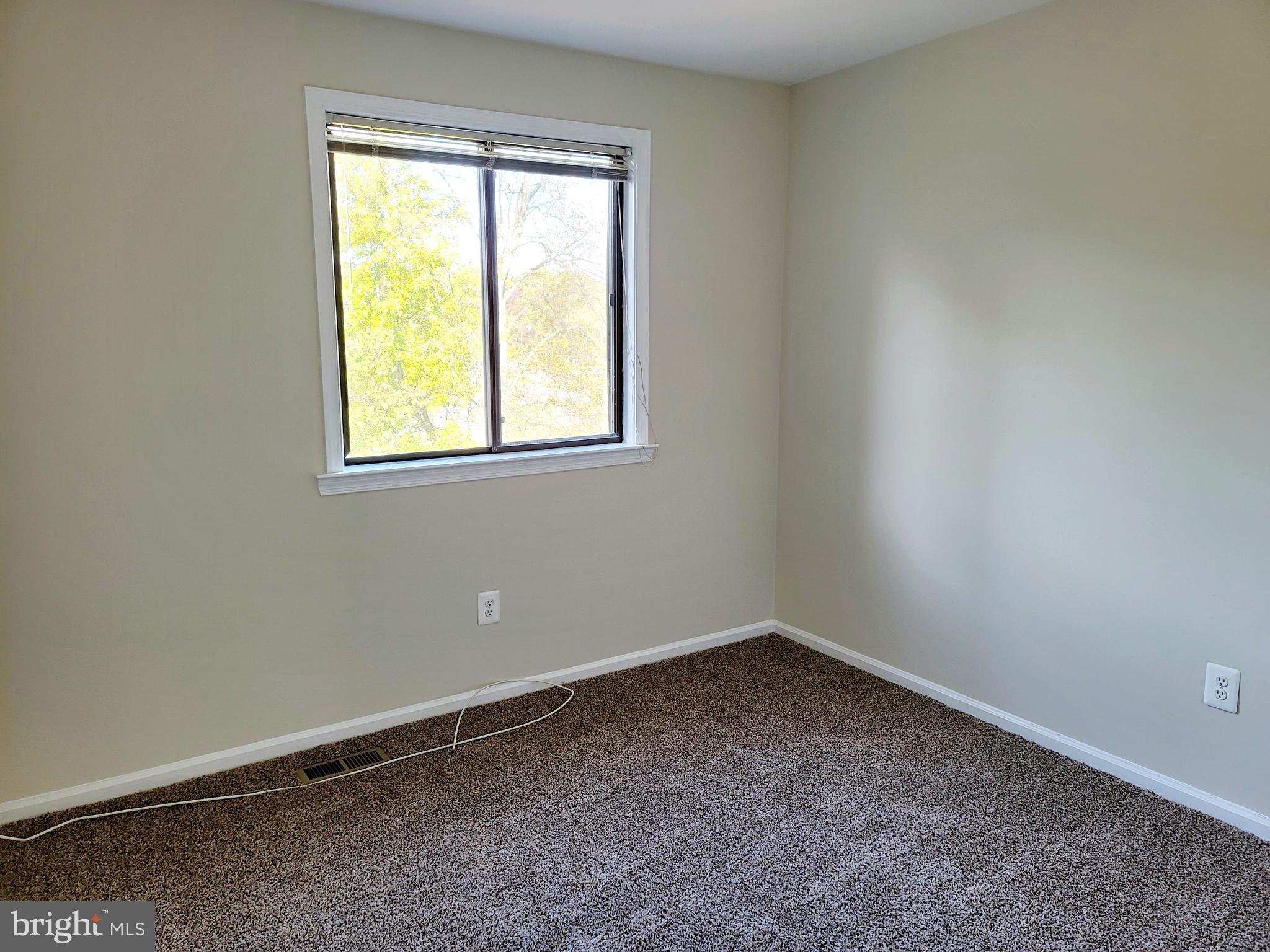 BURKE CENTRE - Residential Lease