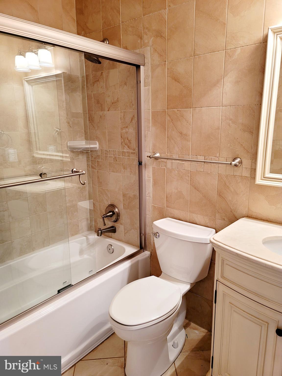 BURKE CENTRE - Residential Lease