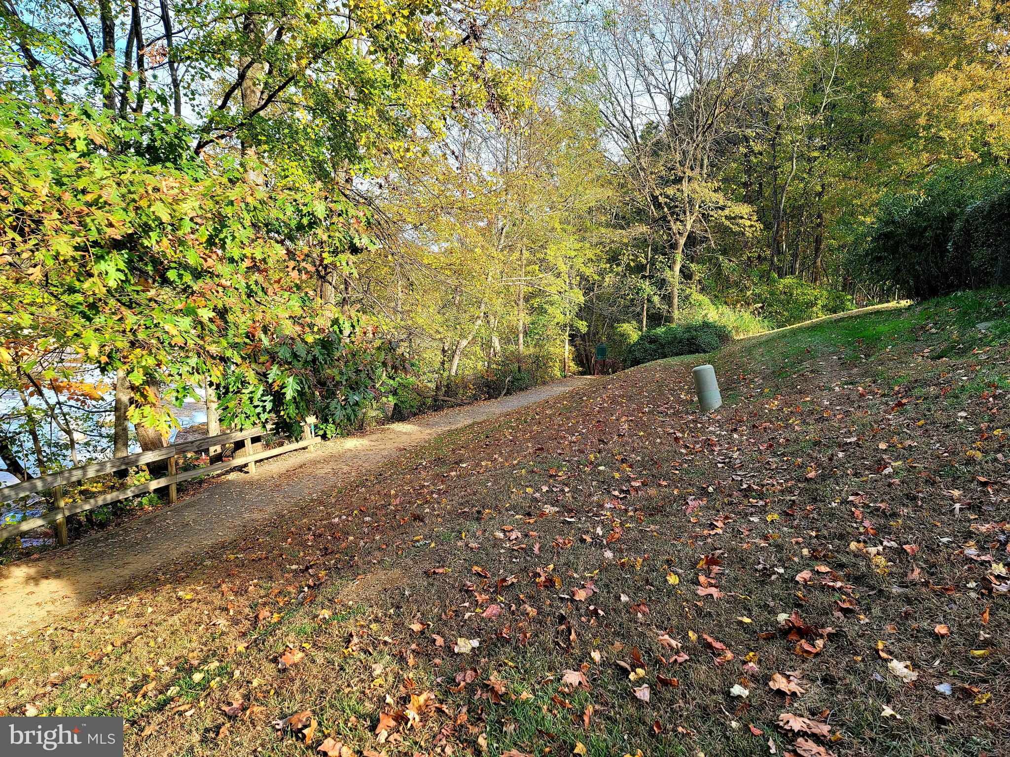 BURKE CENTRE - Residential Lease