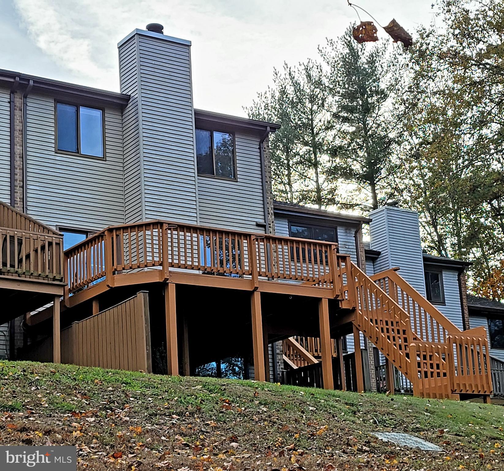 BURKE CENTRE - Residential Lease