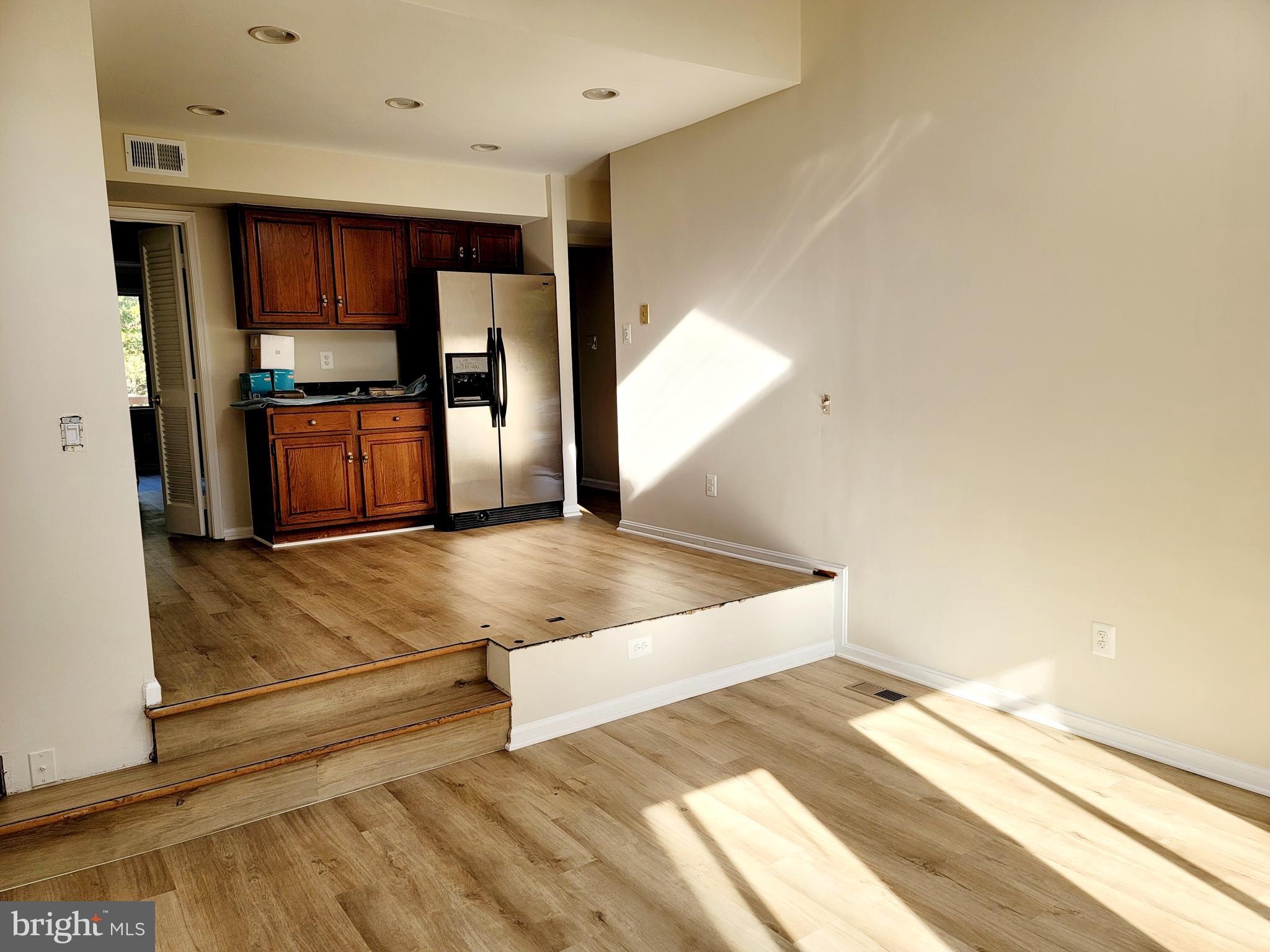 BURKE CENTRE - Residential Lease