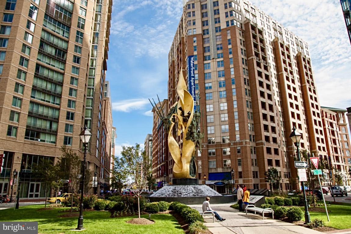 LITTLE ITALY - Residential Income